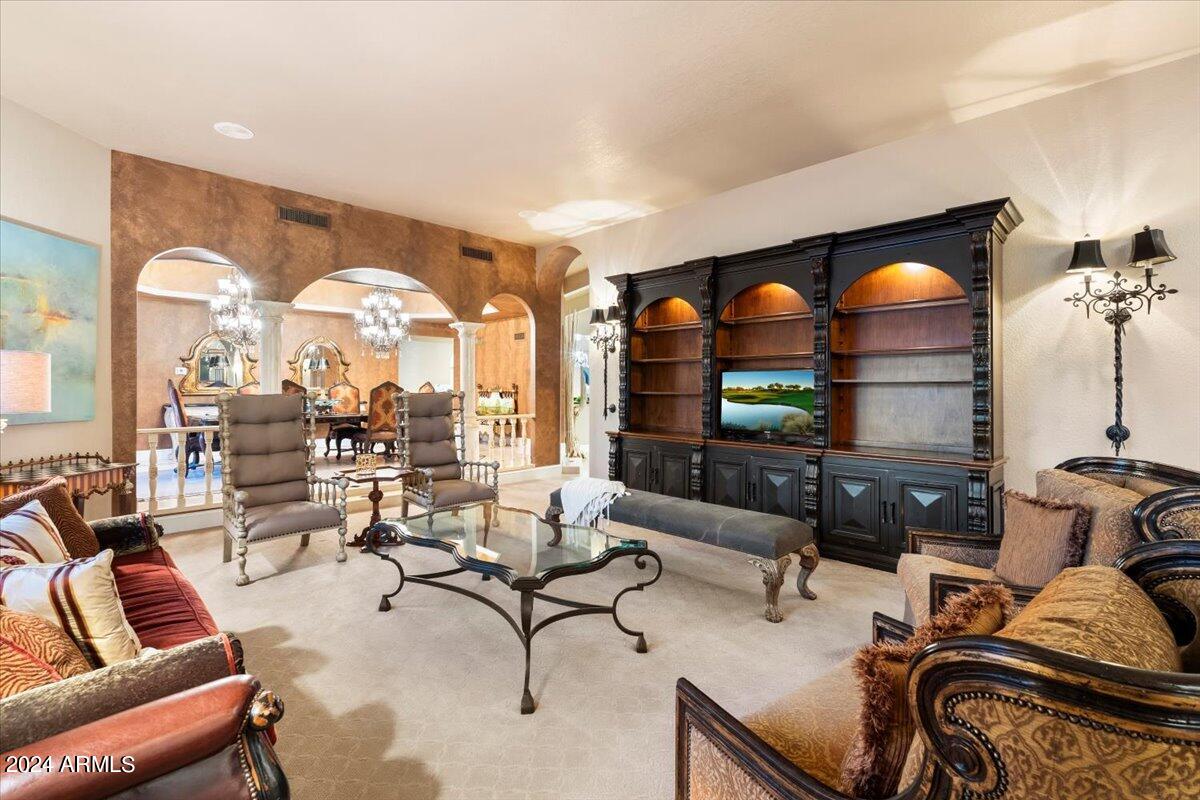 CUTAIAS ACRES - Residential