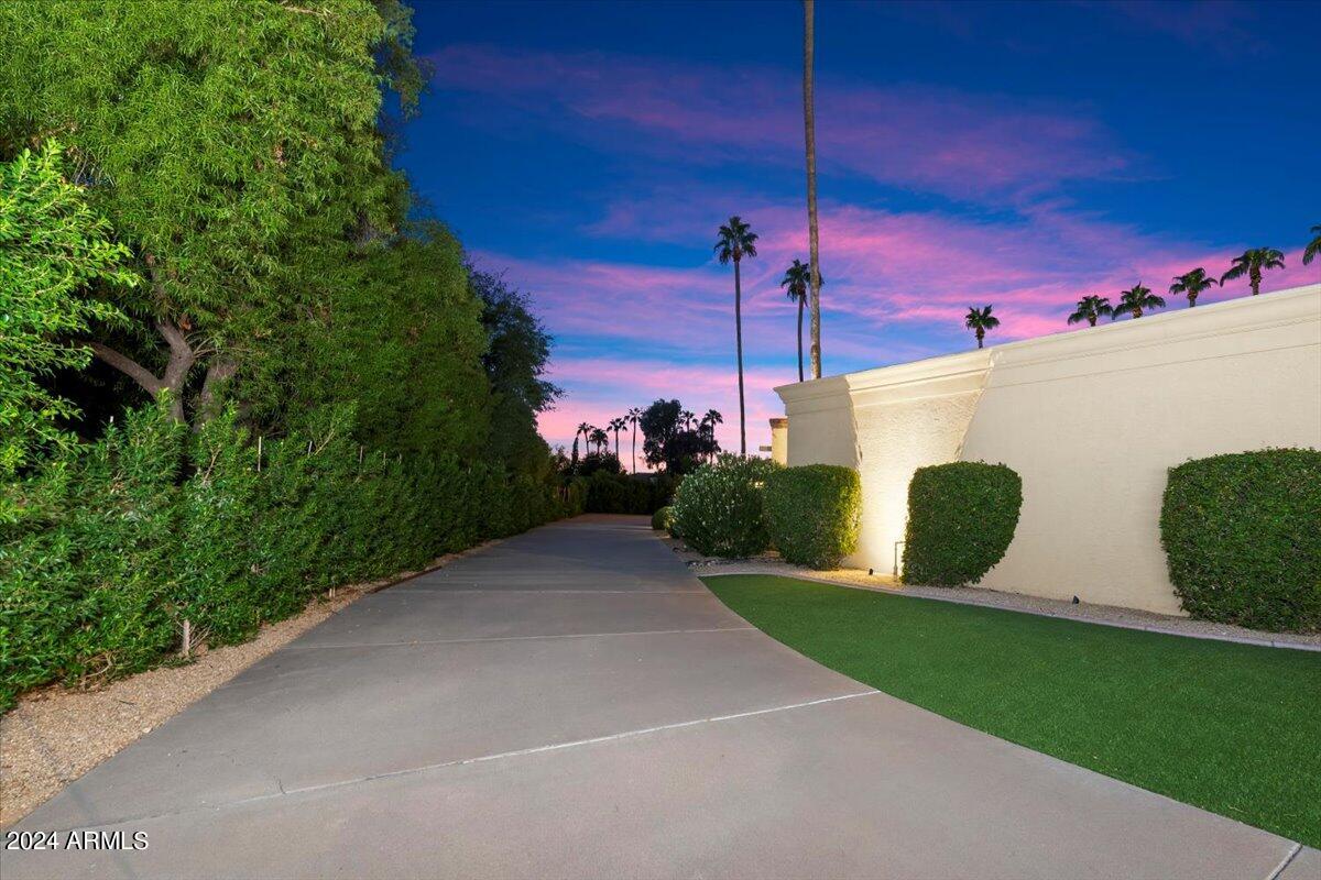 CUTAIAS ACRES - Residential