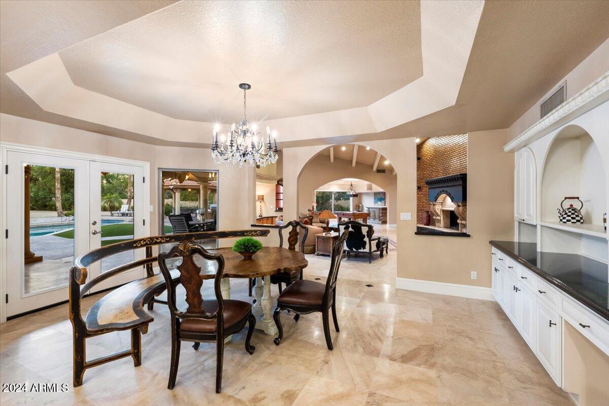 CUTAIAS ACRES - Residential