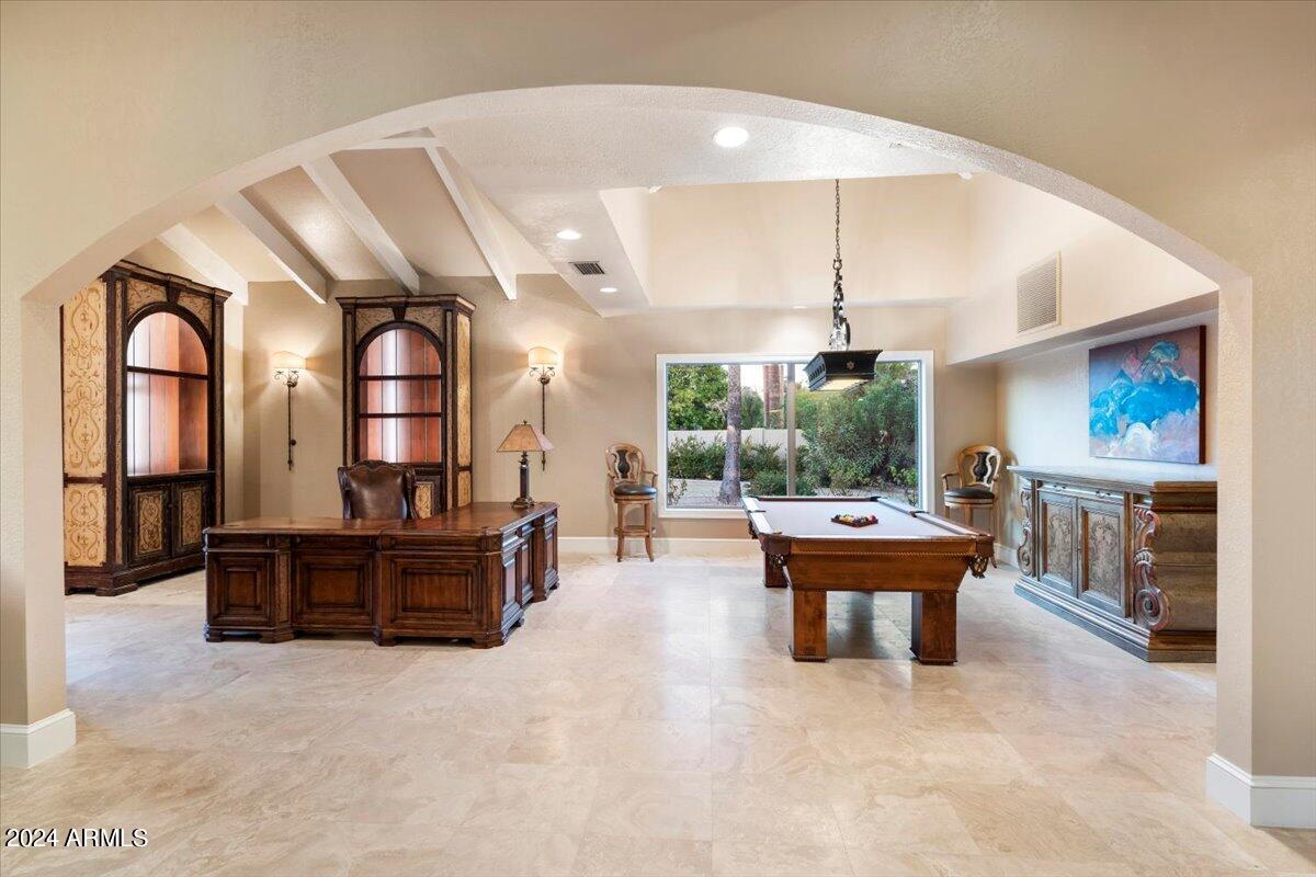 CUTAIAS ACRES - Residential