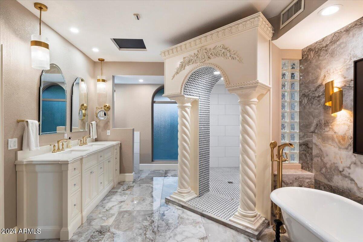 CUTAIAS ACRES - Residential