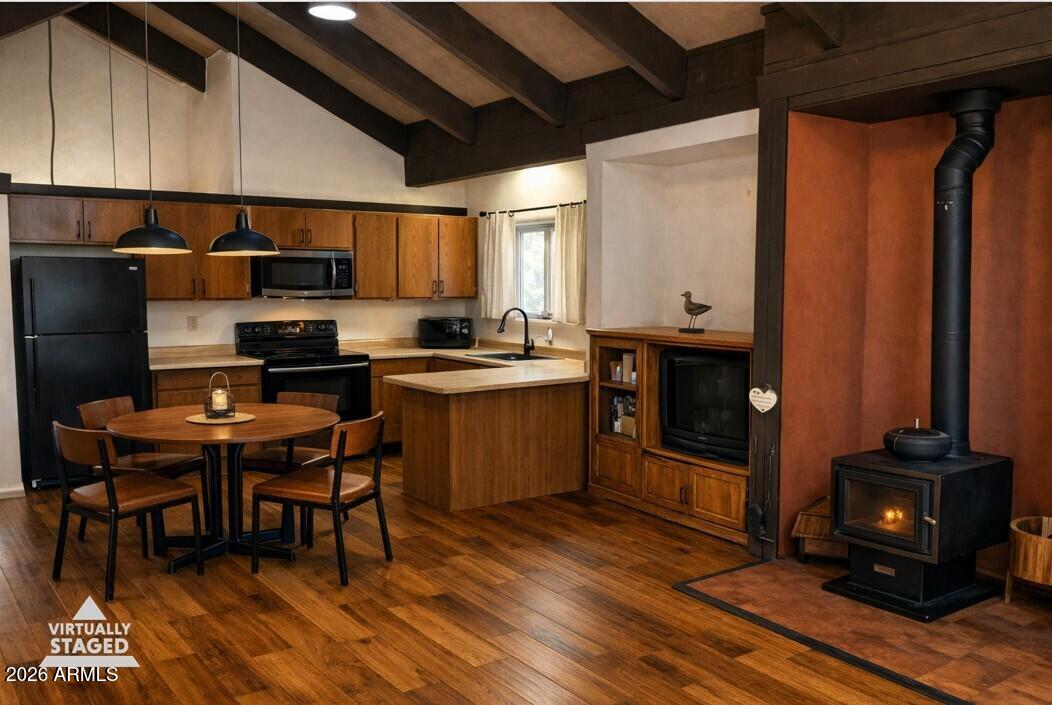 SHERWOOD FOREST ESTATES - Residential