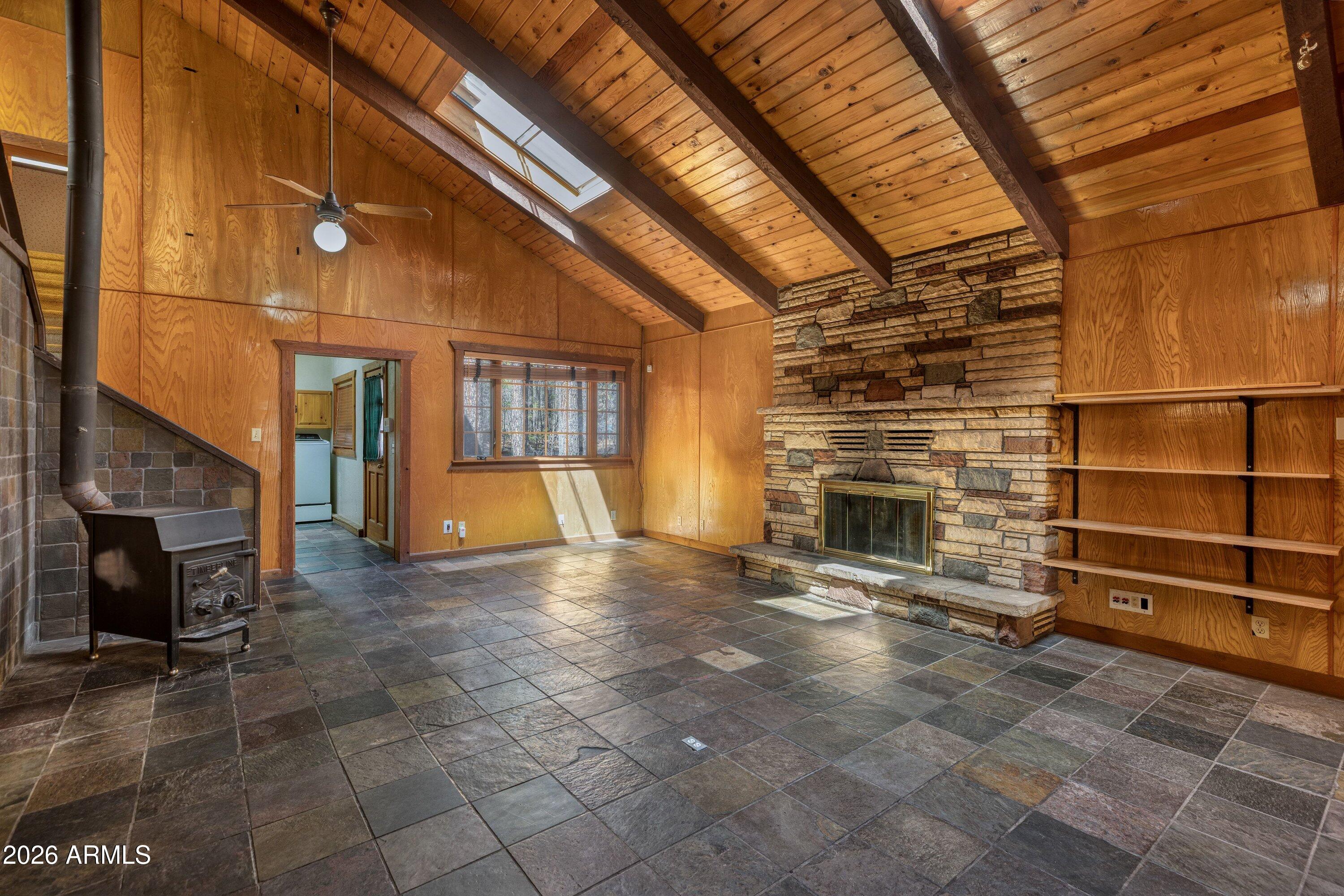 WHITE MOUNTAIN SUMMER HOMES - Residential