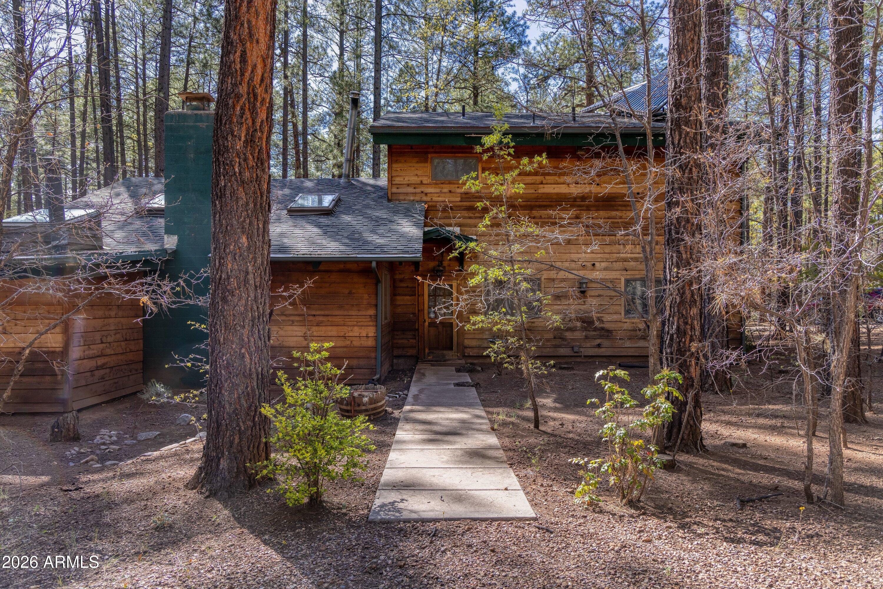 WHITE MOUNTAIN SUMMER HOMES - Residential