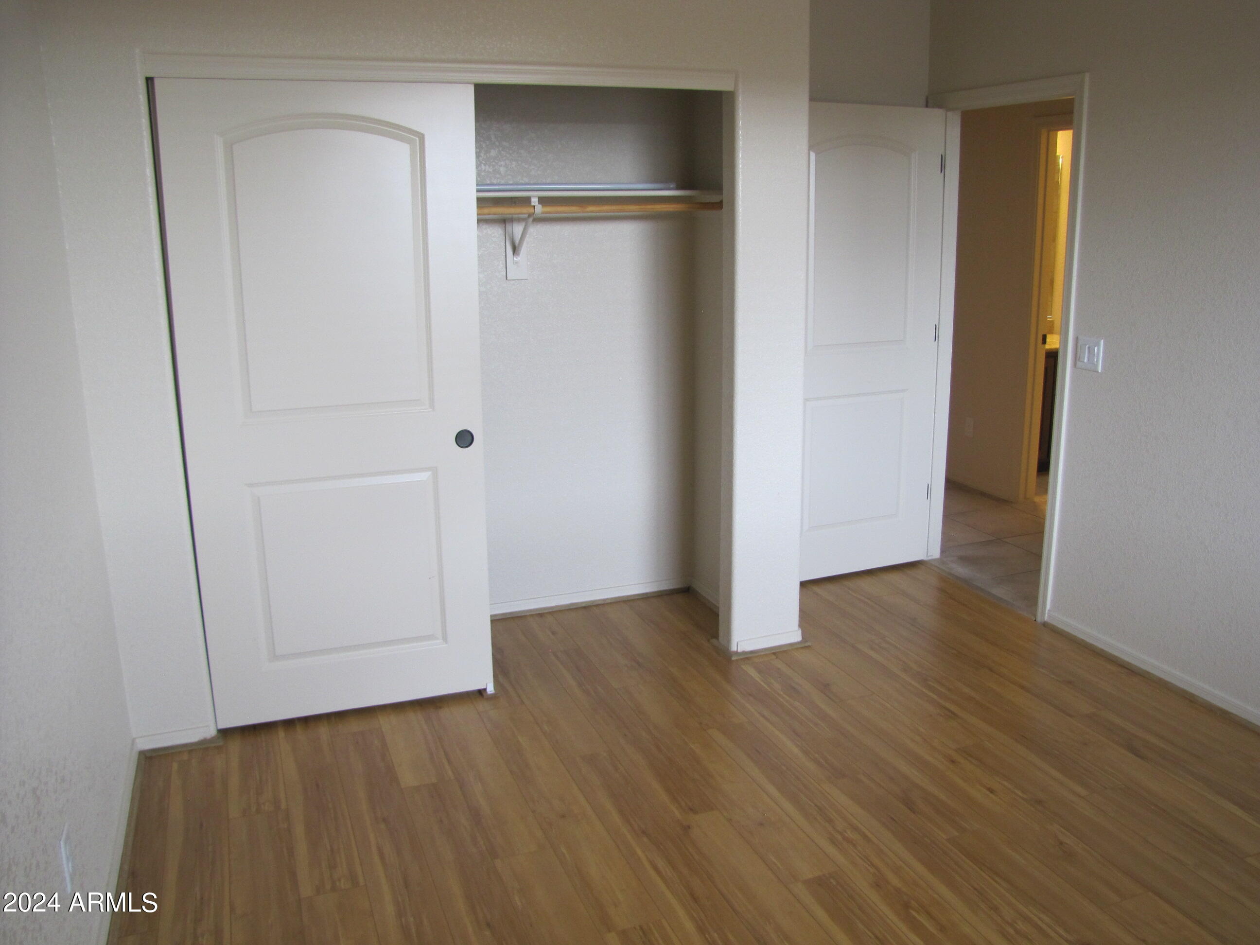 ESTATES AT HOLIDAY - Residential Lease