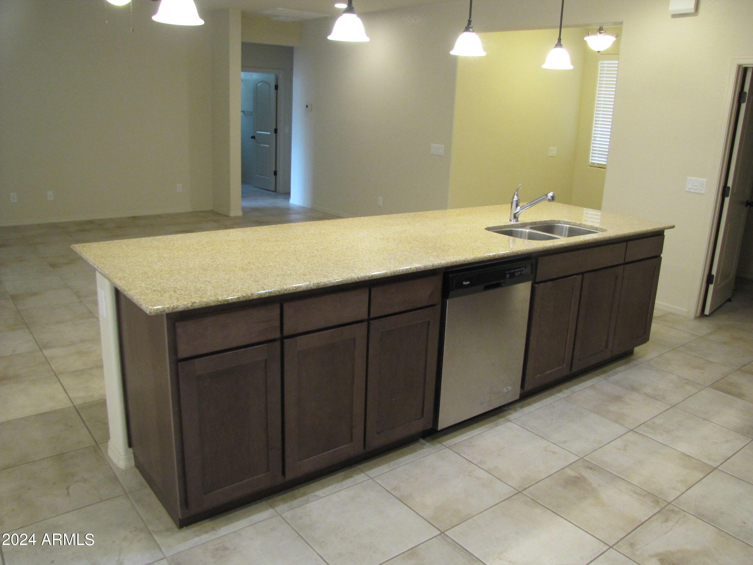 ESTATES AT HOLIDAY - Residential Lease