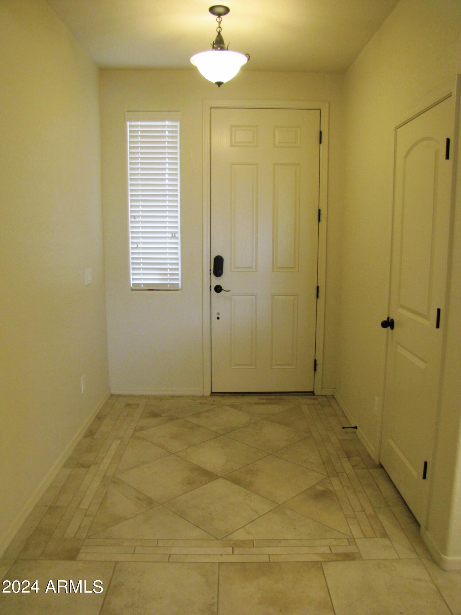 ESTATES AT HOLIDAY - Residential Lease