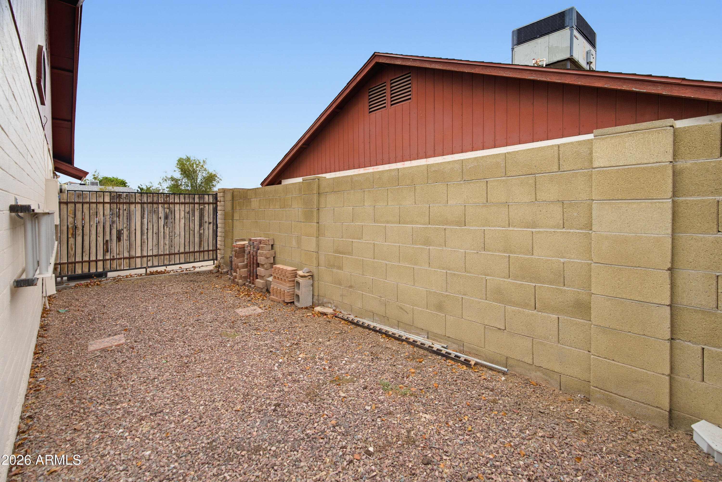 TAMARRON 2 - Residential