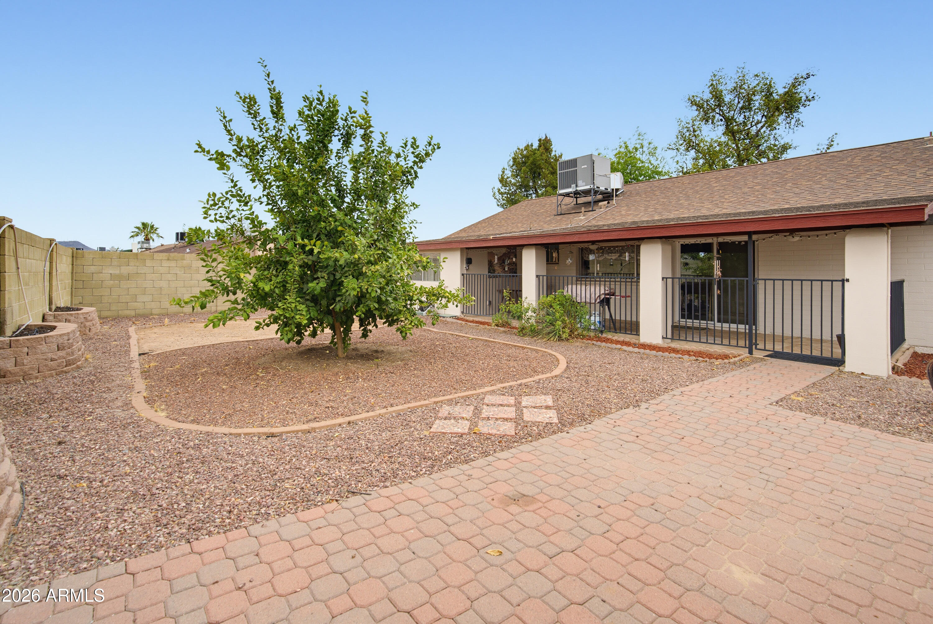 TAMARRON 2 - Residential
