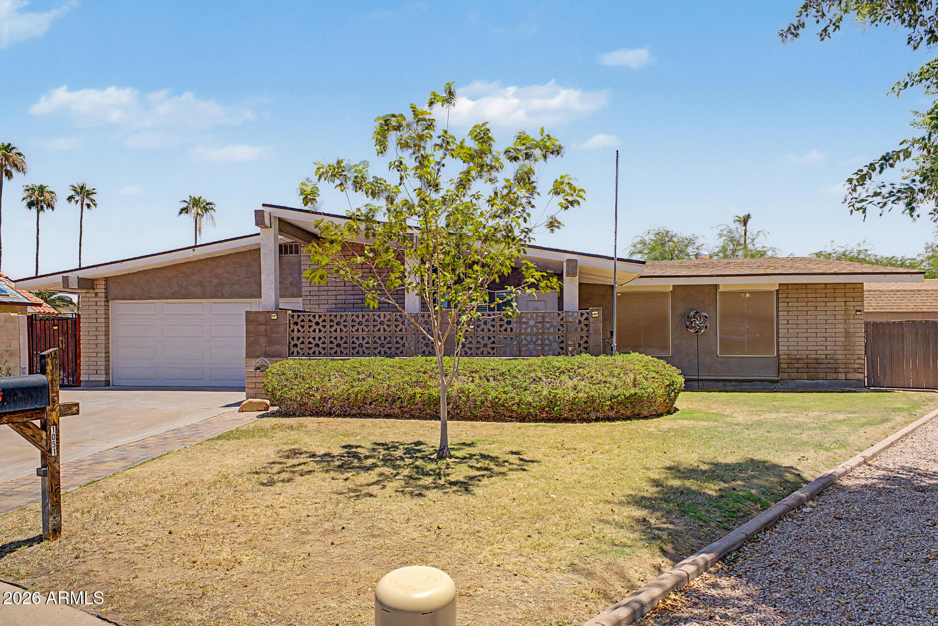 APACHE COUNTRY CLUB ESTATES 5 - Residential