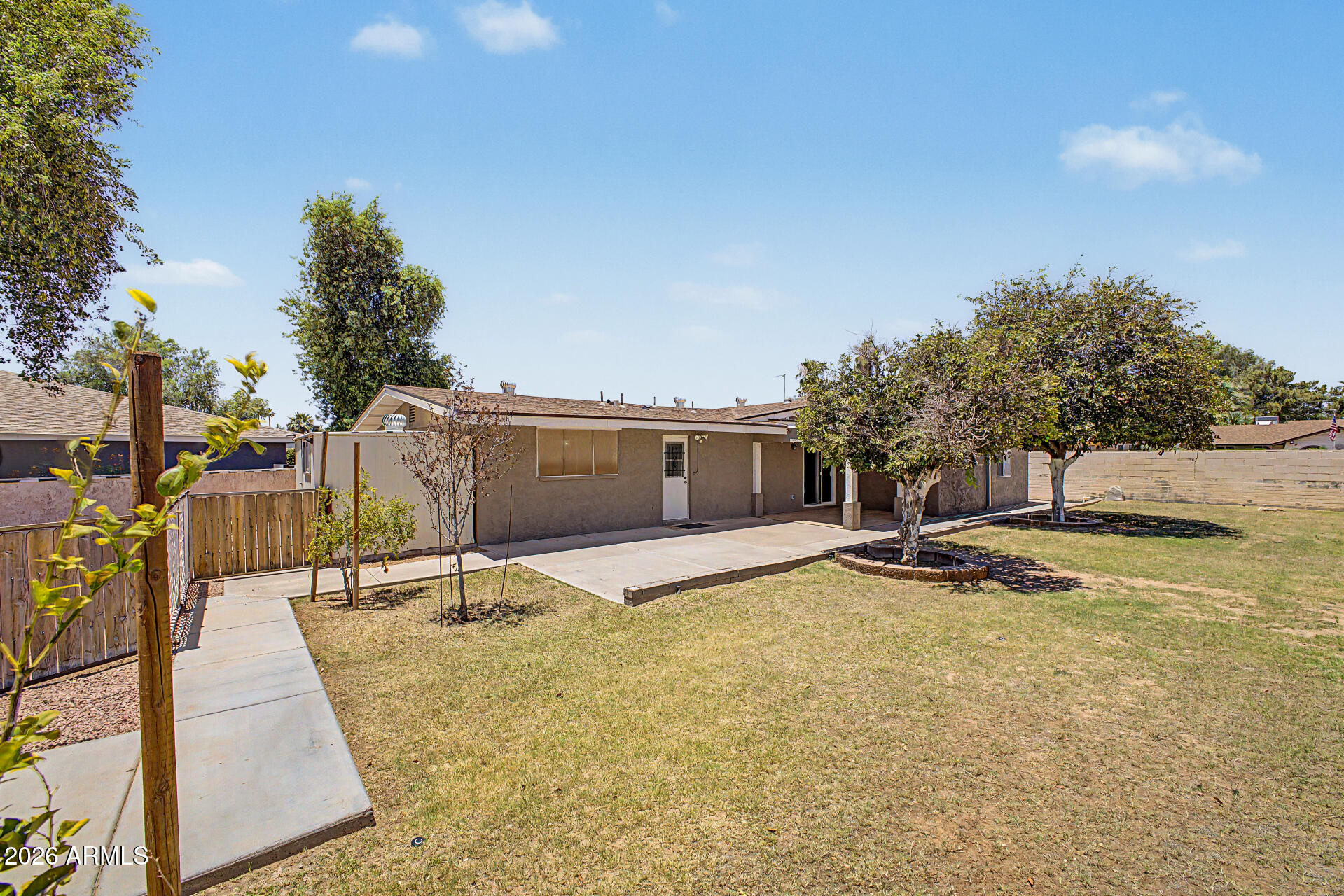 APACHE COUNTRY CLUB ESTATES 5 - Residential