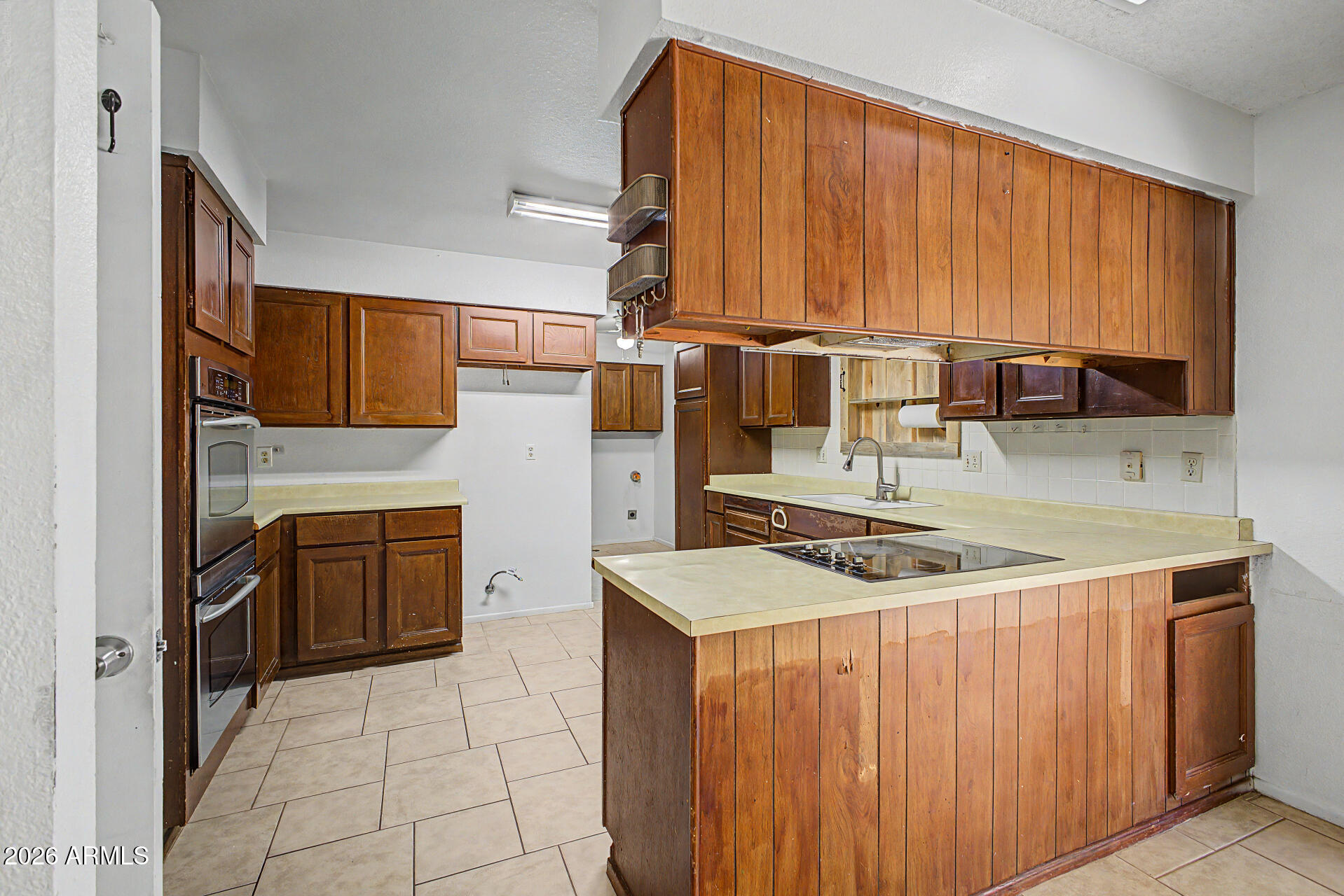 APACHE COUNTRY CLUB ESTATES 5 - Residential