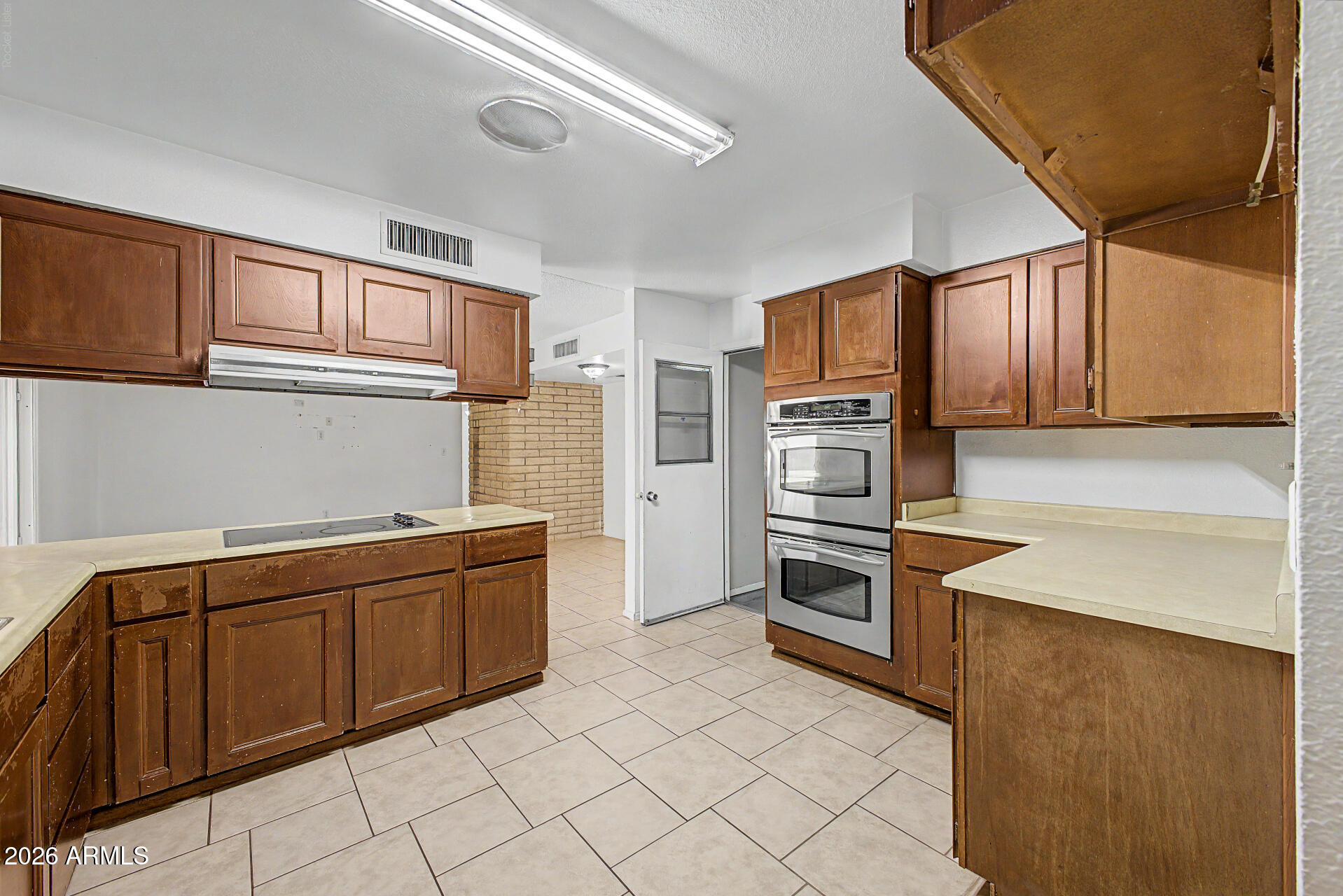 APACHE COUNTRY CLUB ESTATES 5 - Residential