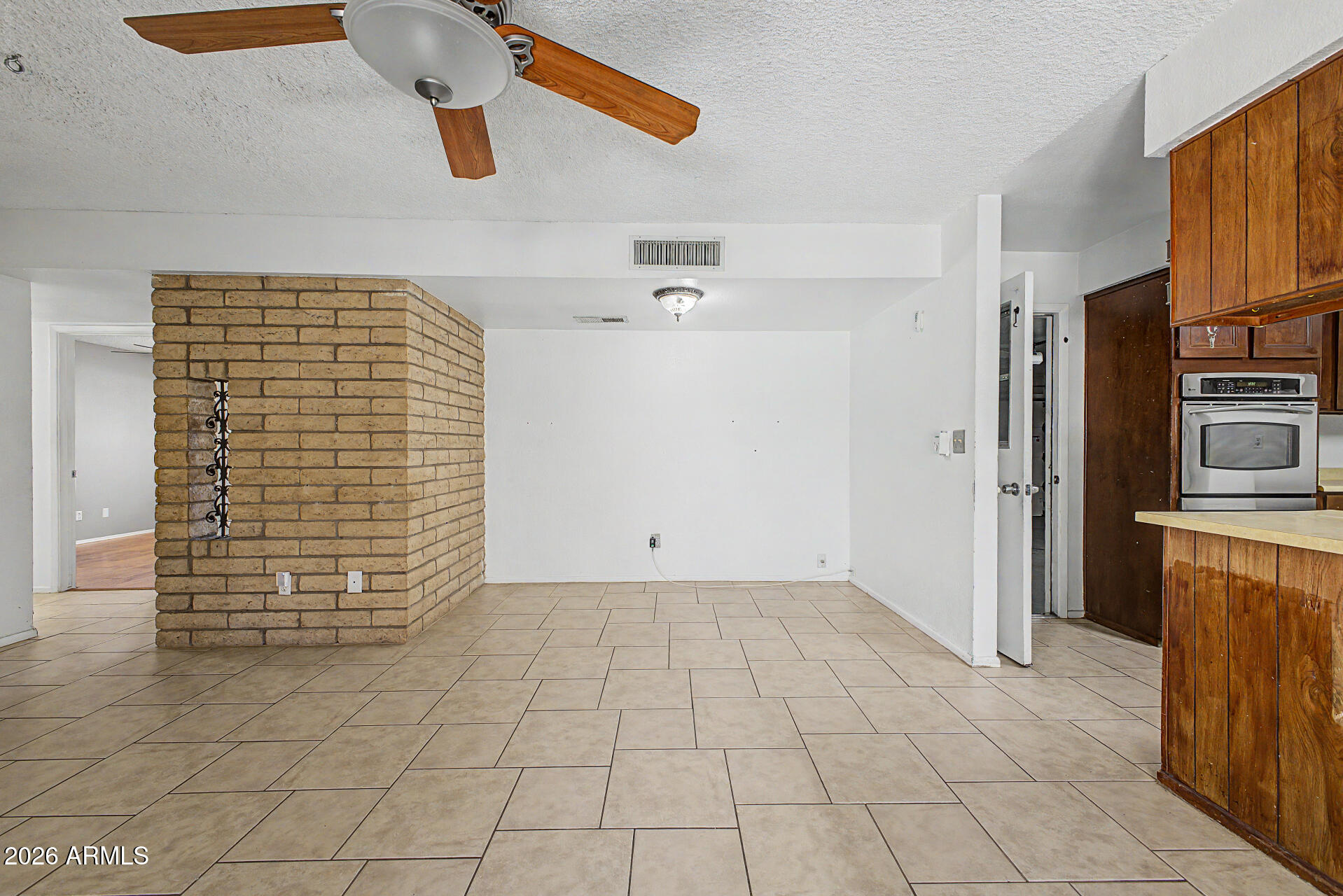 APACHE COUNTRY CLUB ESTATES 5 - Residential
