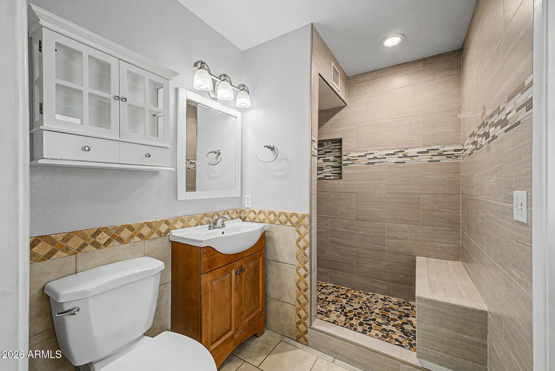 APACHE COUNTRY CLUB ESTATES 5 - Residential