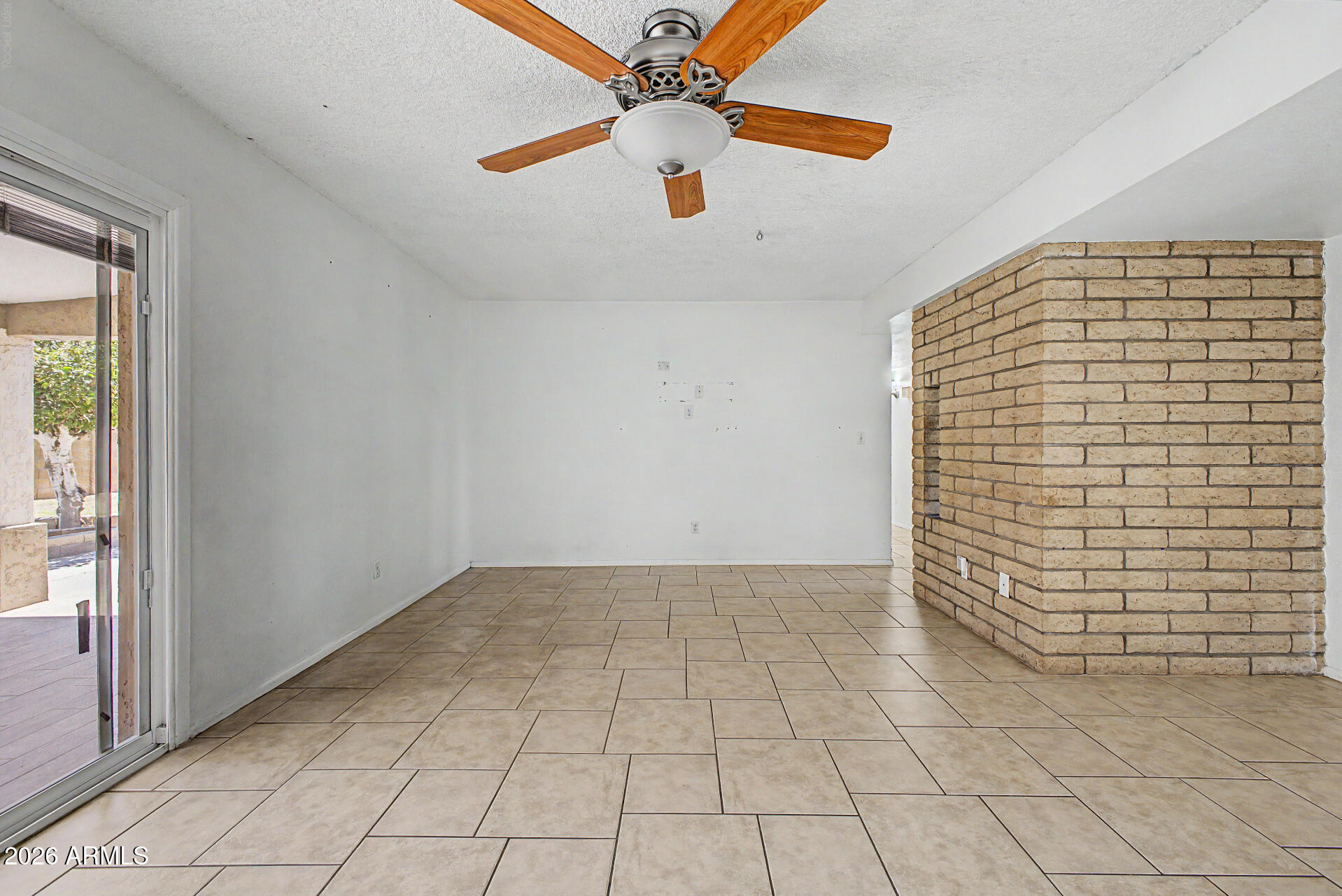 APACHE COUNTRY CLUB ESTATES 5 - Residential