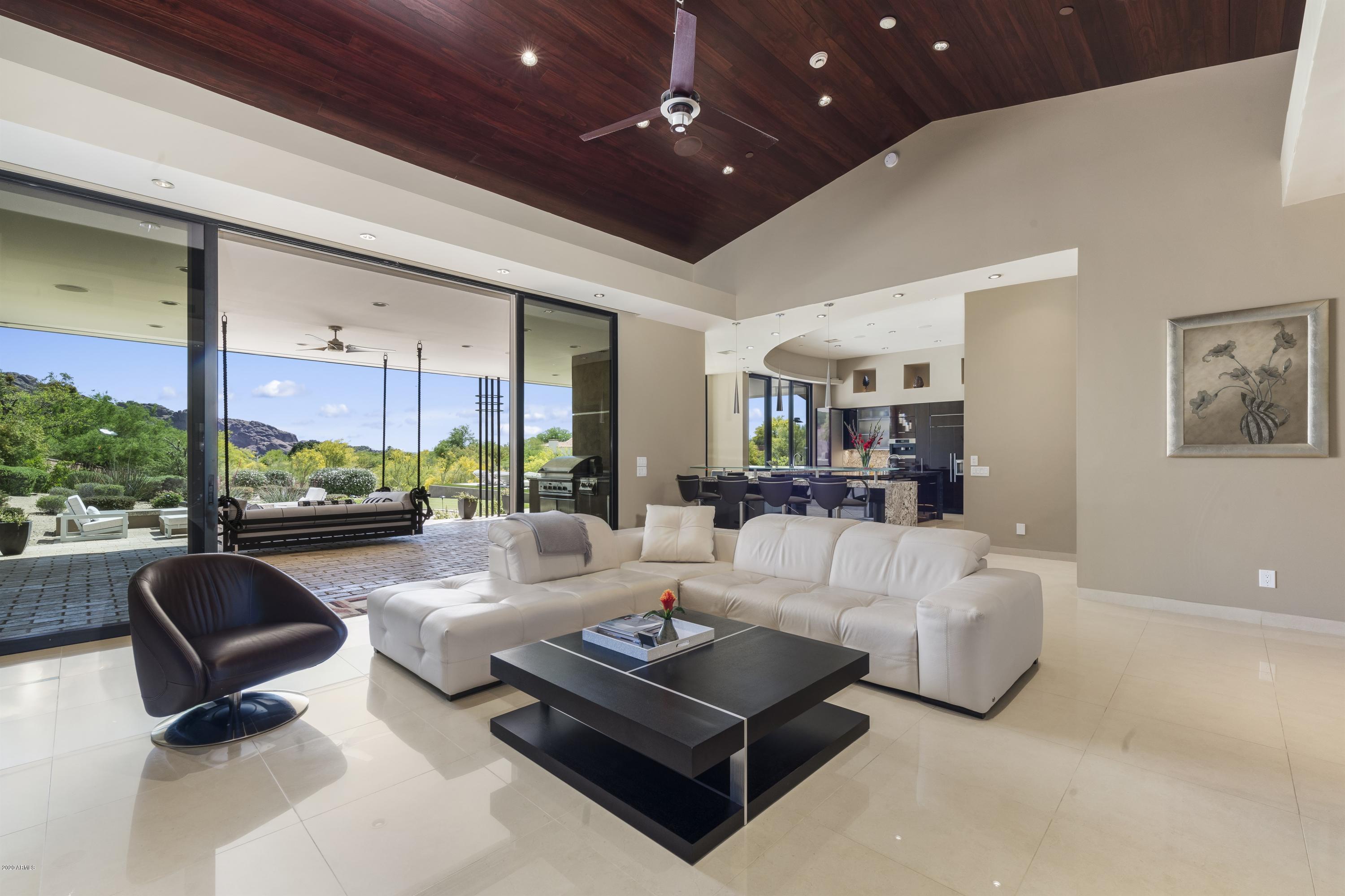 ENCLAVE IN PARADISE VALLEY - Residential