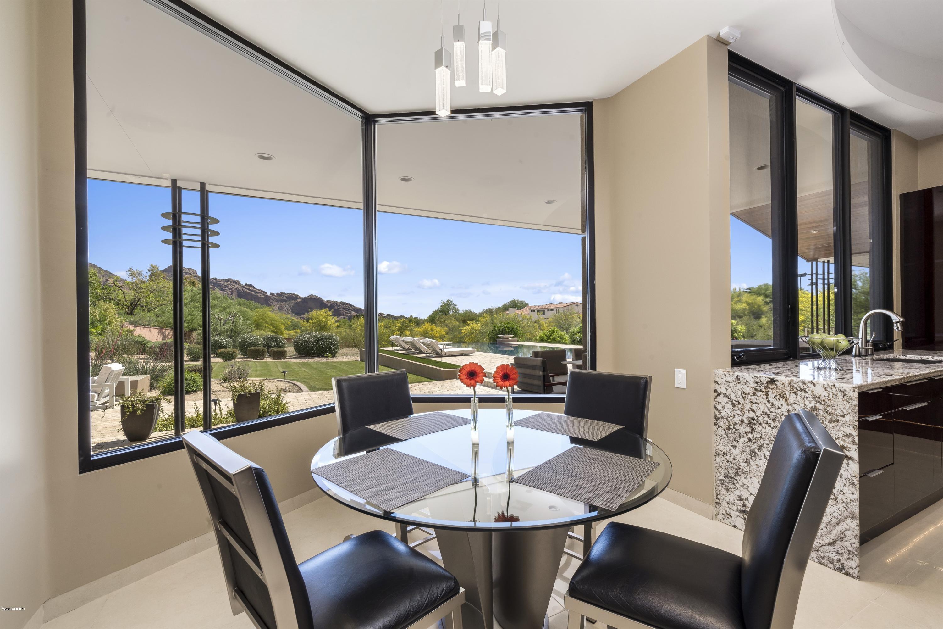 ENCLAVE IN PARADISE VALLEY - Residential