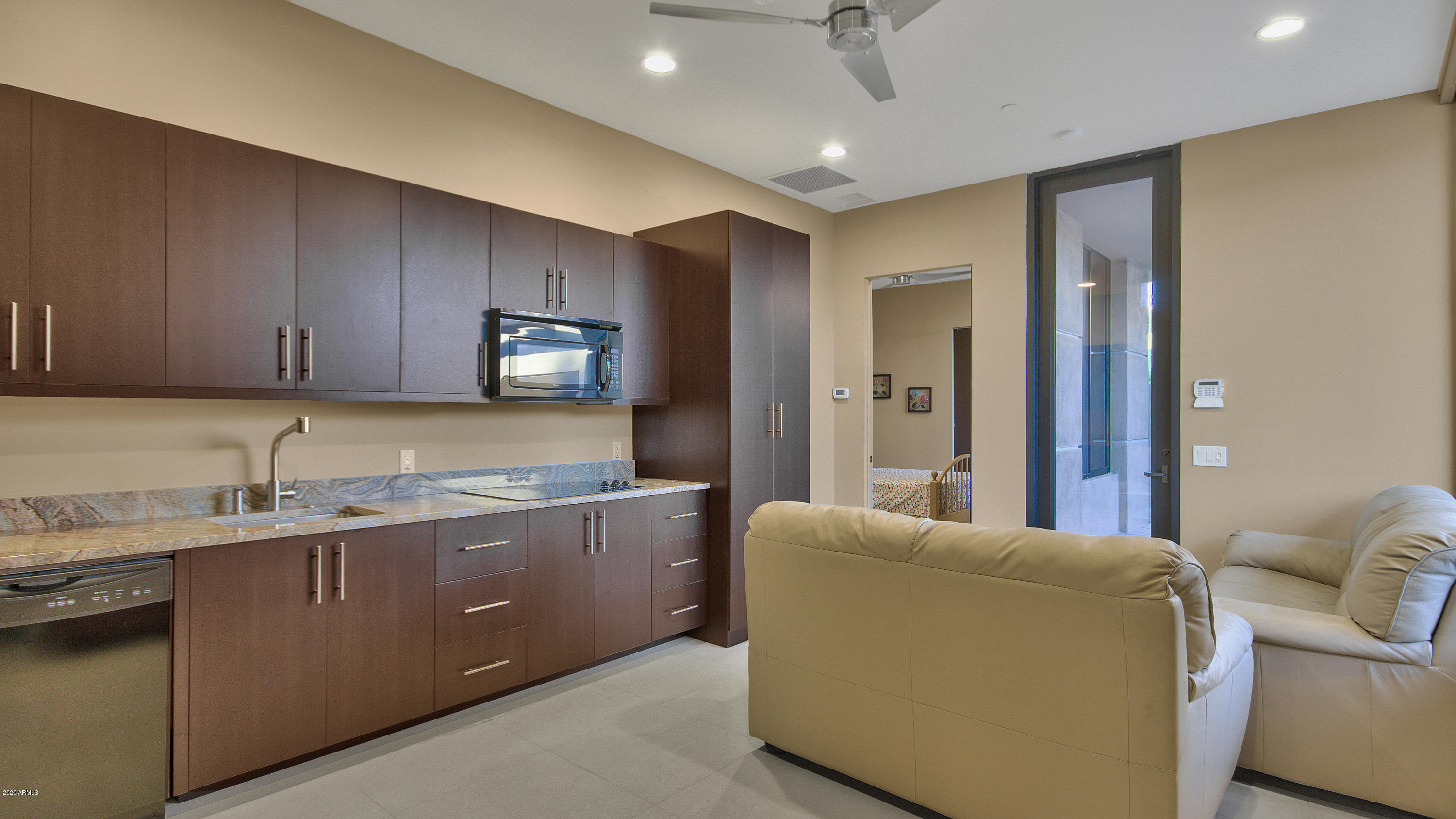 ENCLAVE IN PARADISE VALLEY - Residential