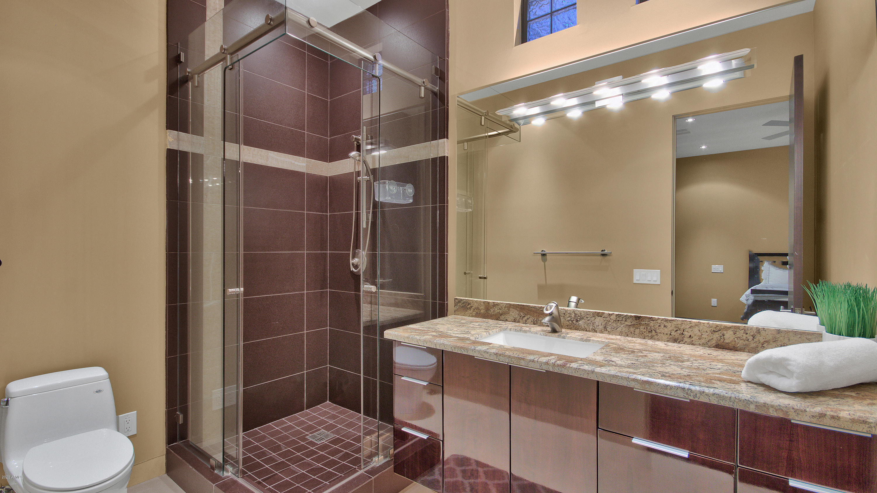 ENCLAVE IN PARADISE VALLEY - Residential
