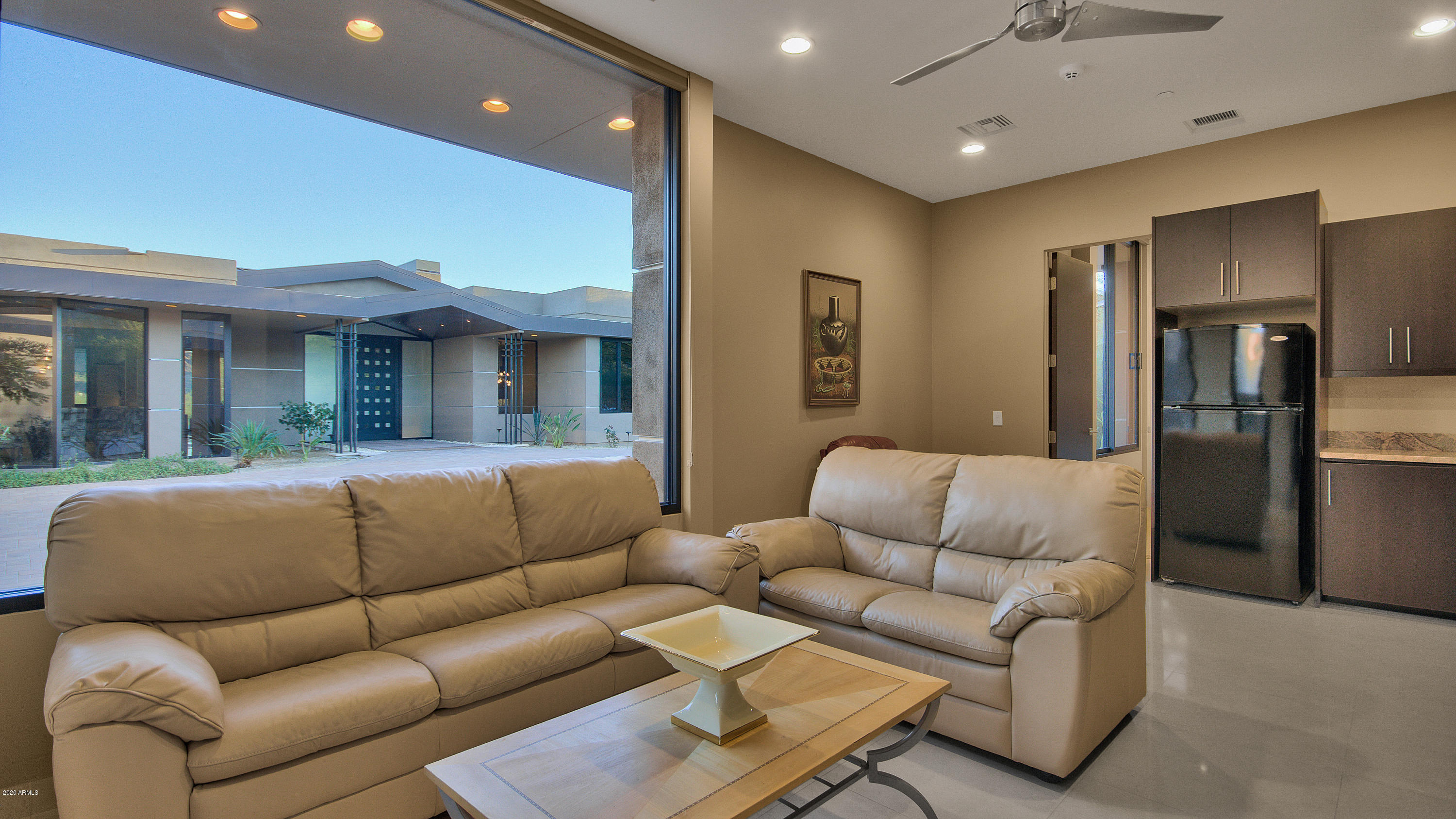 ENCLAVE IN PARADISE VALLEY - Residential