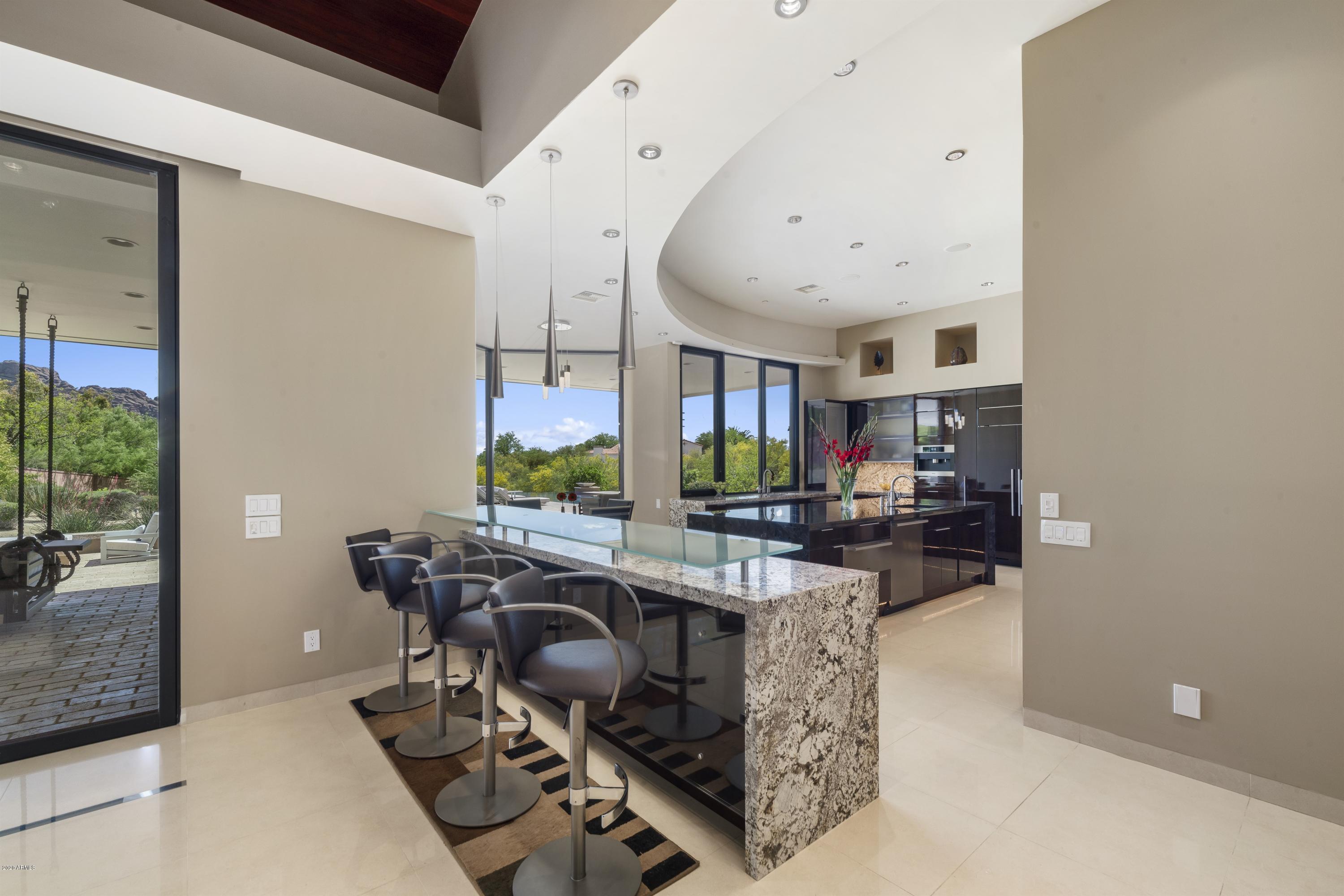 ENCLAVE IN PARADISE VALLEY - Residential