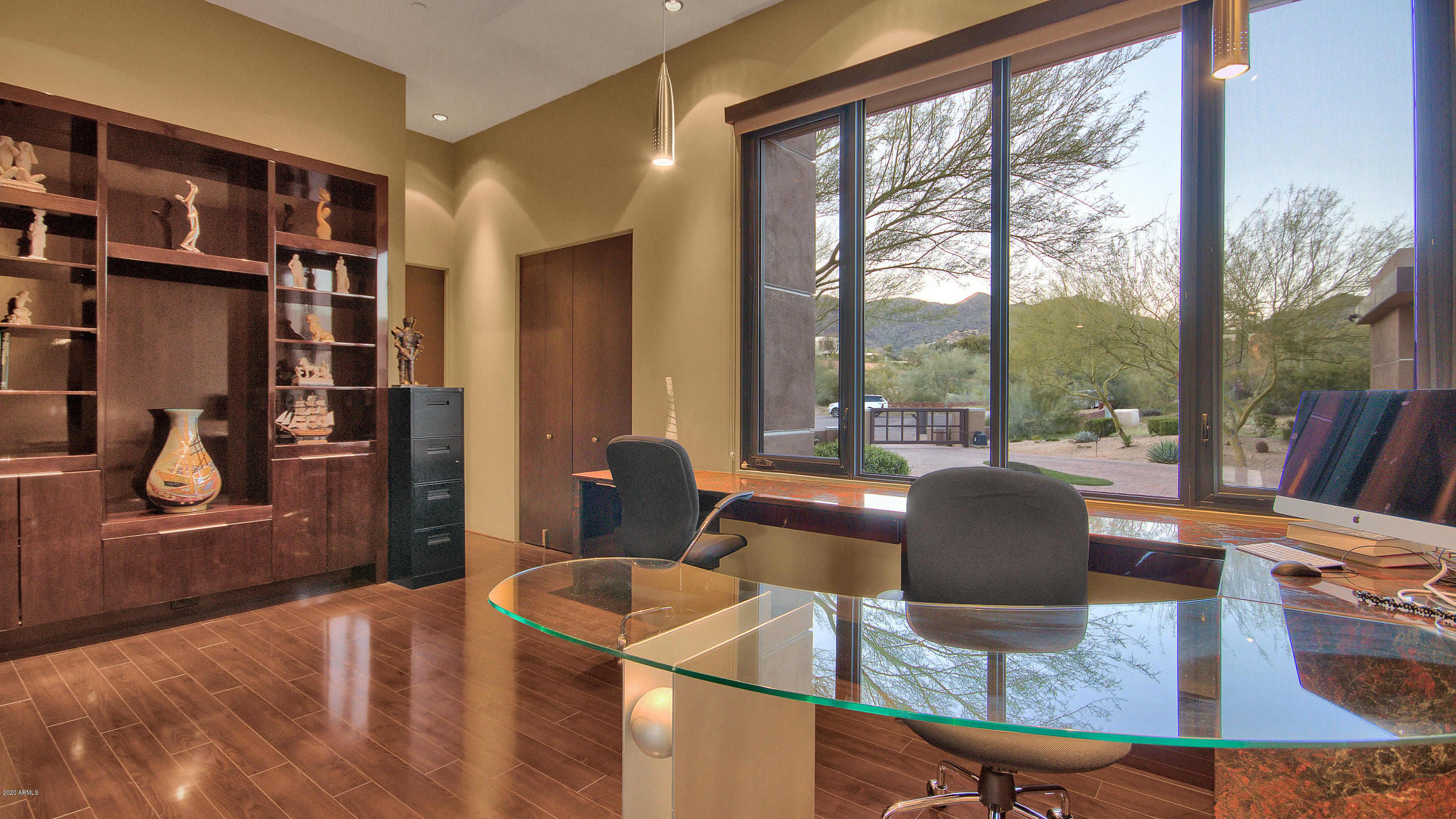 ENCLAVE IN PARADISE VALLEY - Residential