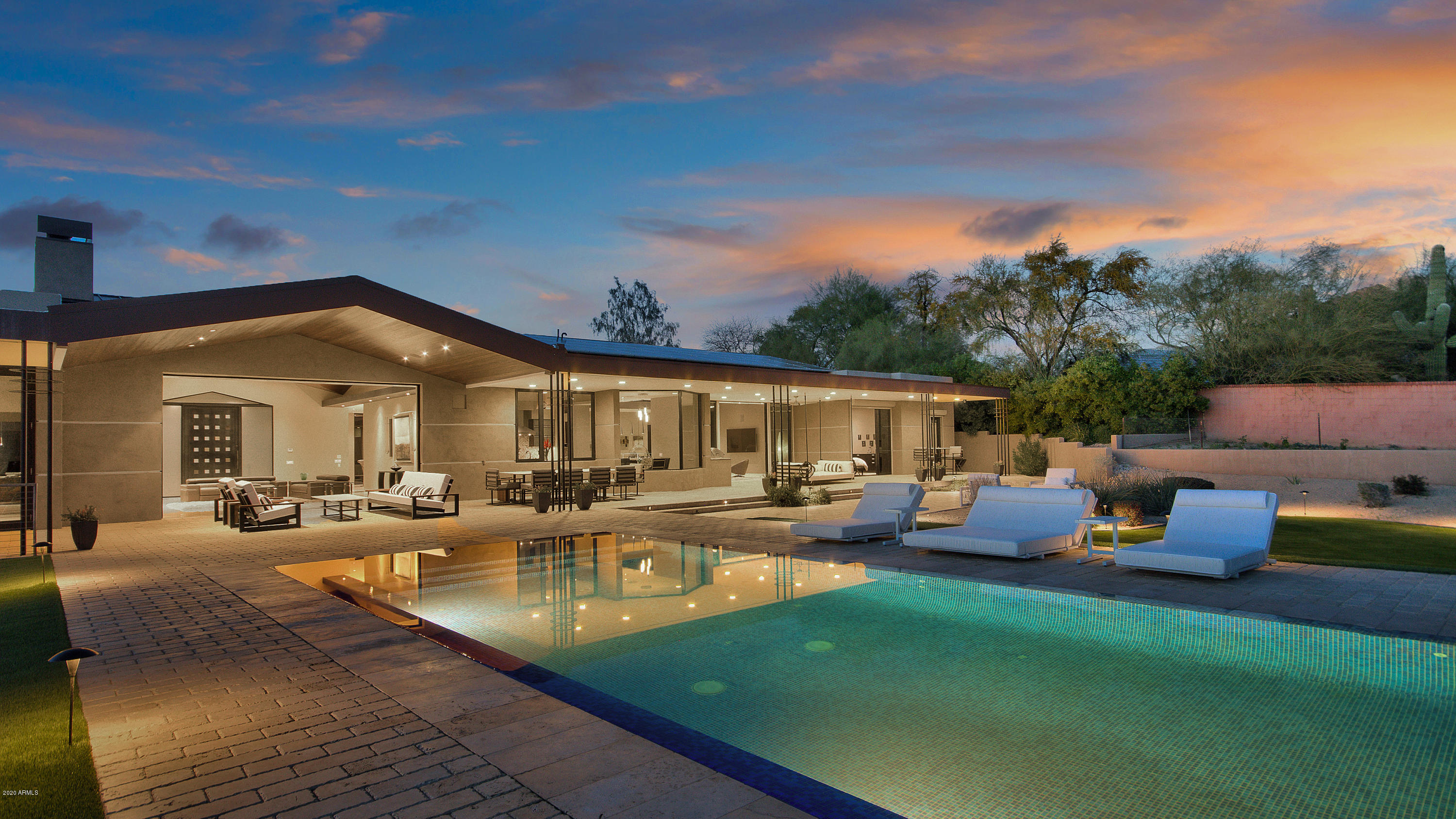 ENCLAVE IN PARADISE VALLEY - Residential