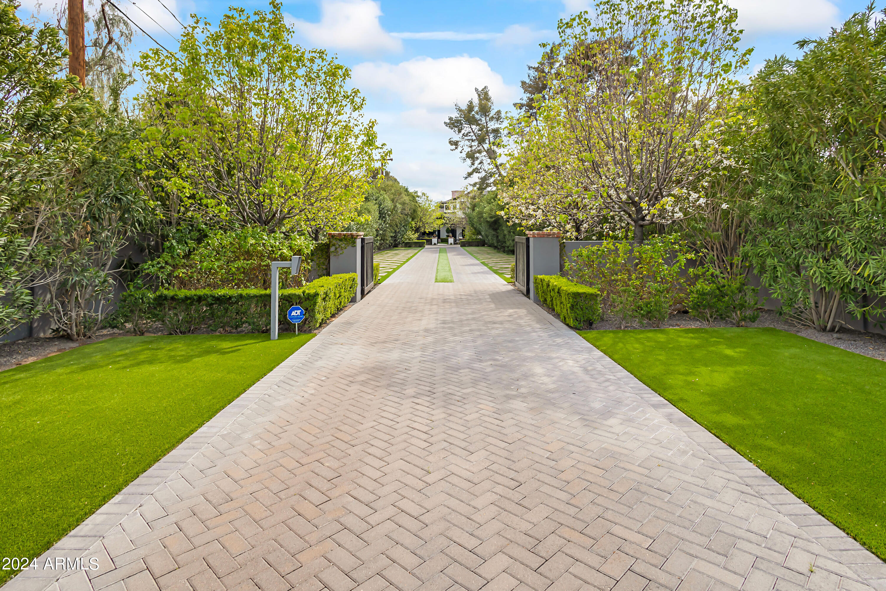 INGLESIDE CLUB TRACT LOTS 16-39 & 130-150 - Residential