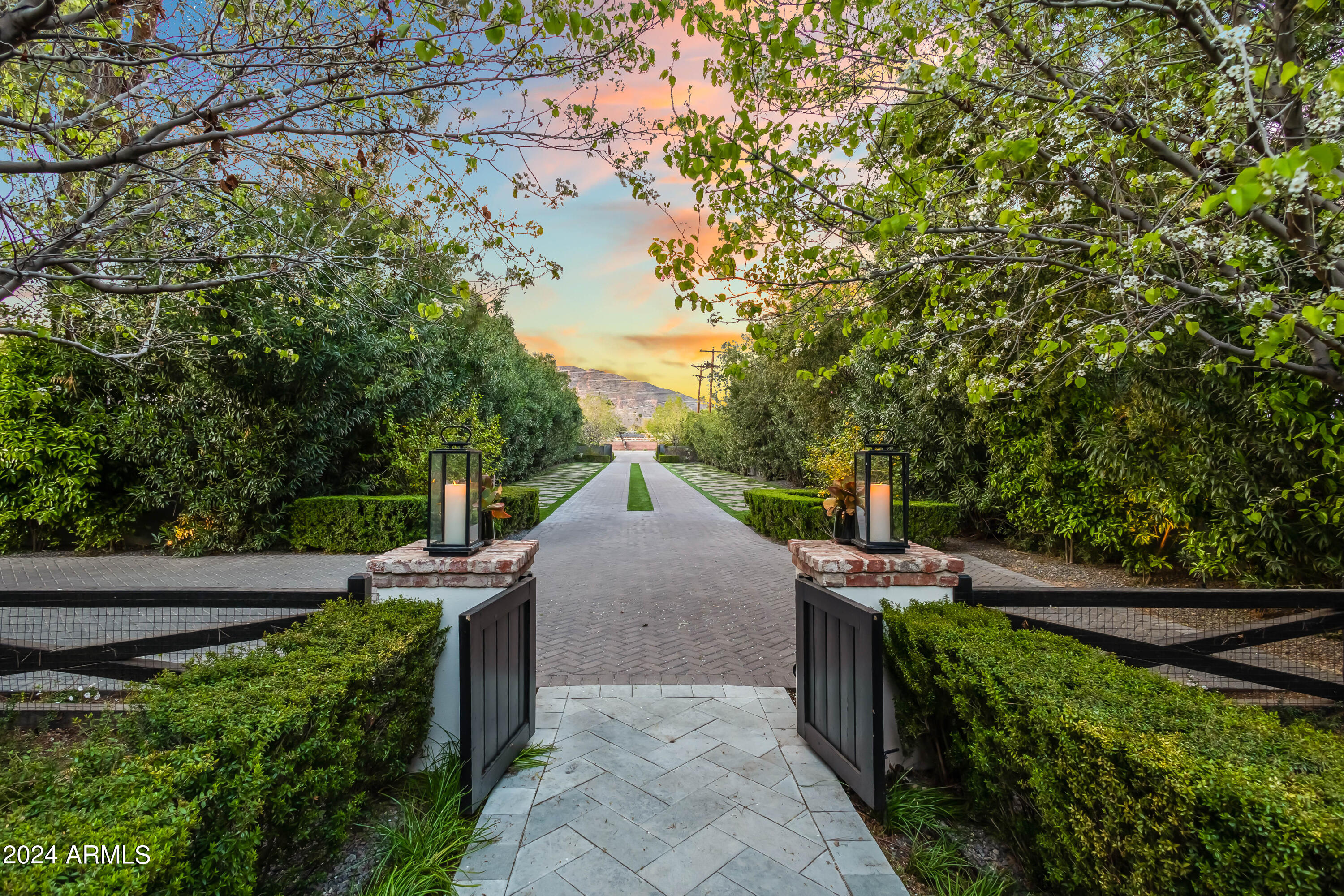 INGLESIDE CLUB TRACT LOTS 16-39 & 130-150 - Residential