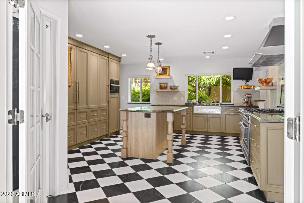 COLONIA MIRAMONTE 3A LOTS 70-72 TRACT Q - Residential