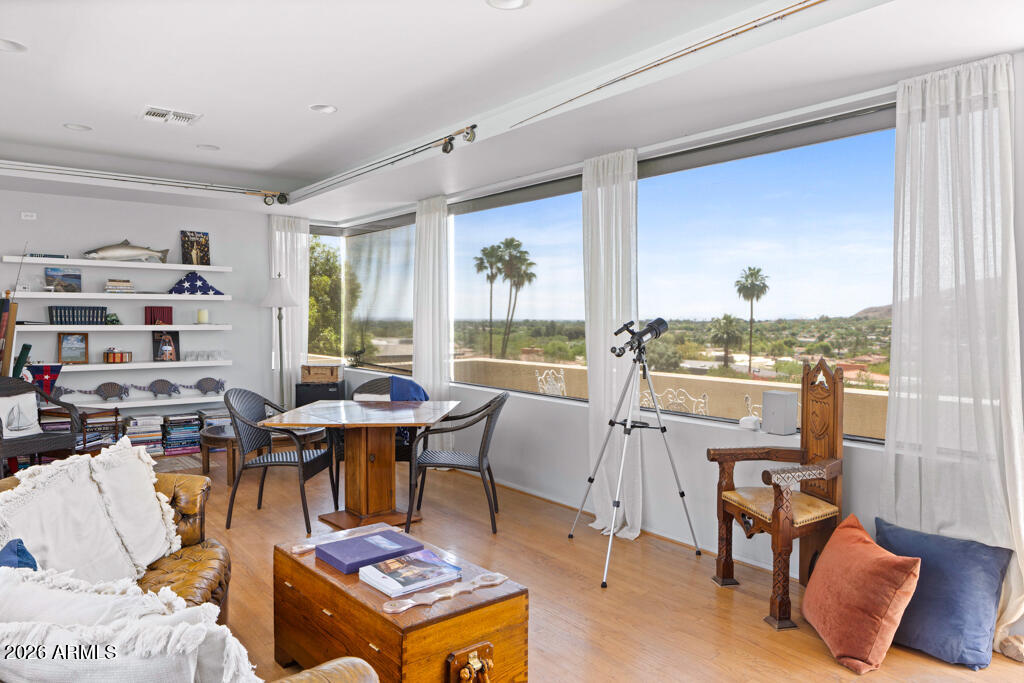COLONIA MIRAMONTE 3A LOTS 70-72 TRACT Q - Residential