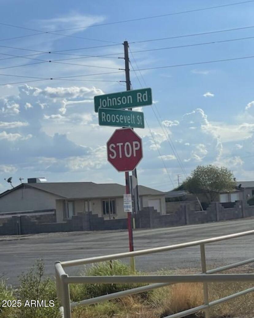 WEST PHOENIX ESTATES UNIT 11 - Land