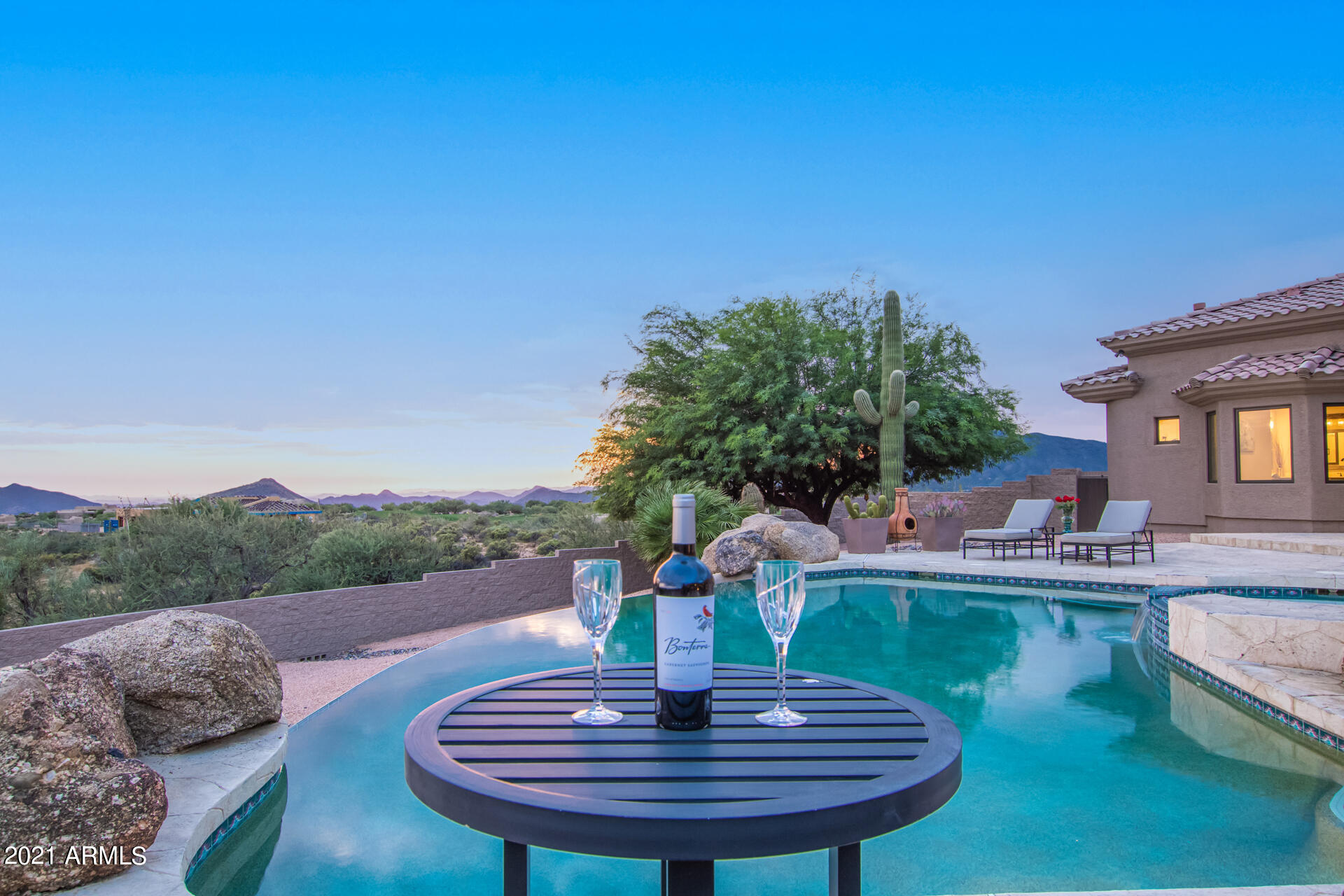 QUAIL RIDGE GATED 5+ACRES - Residential