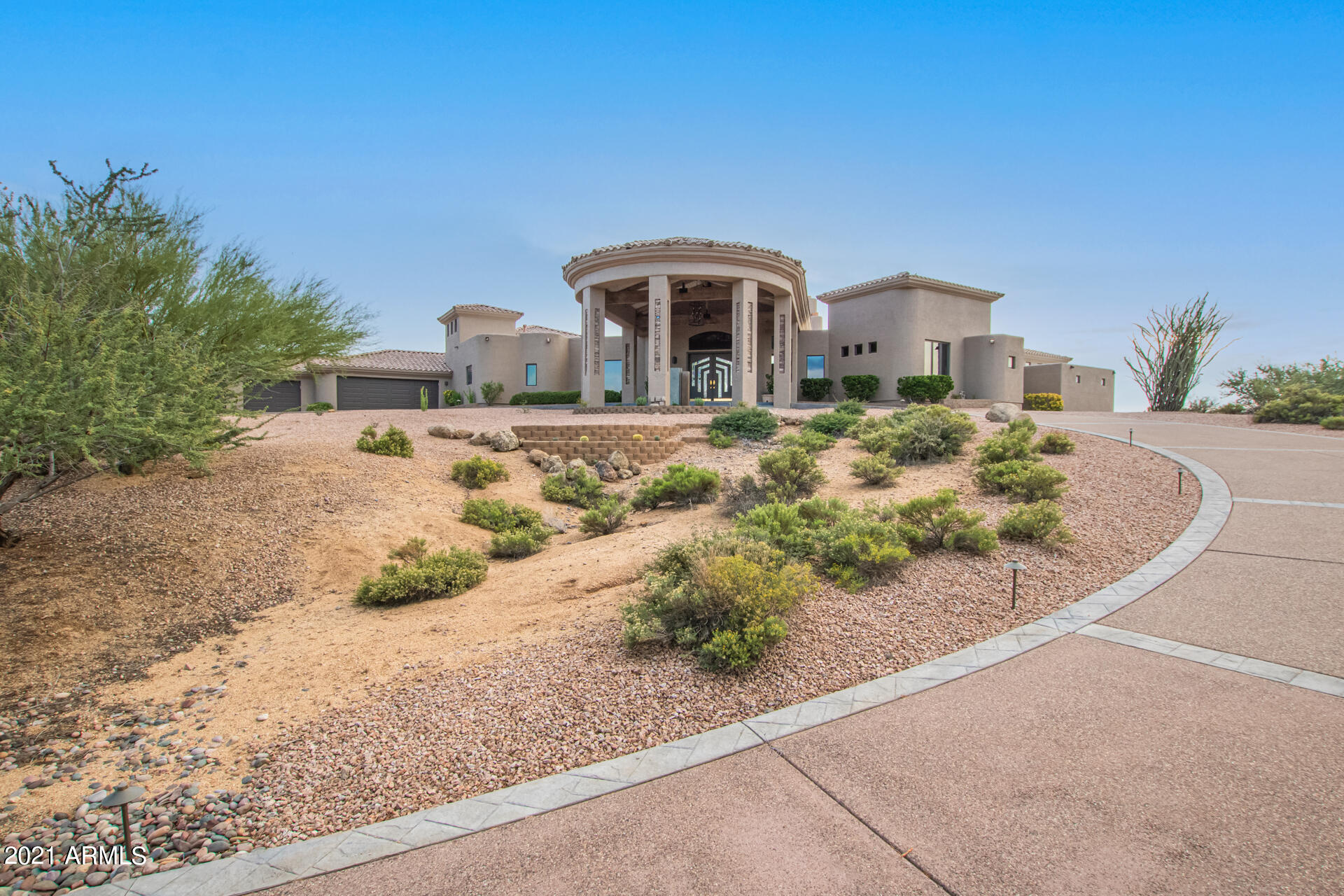 QUAIL RIDGE GATED 5+ACRES - Residential