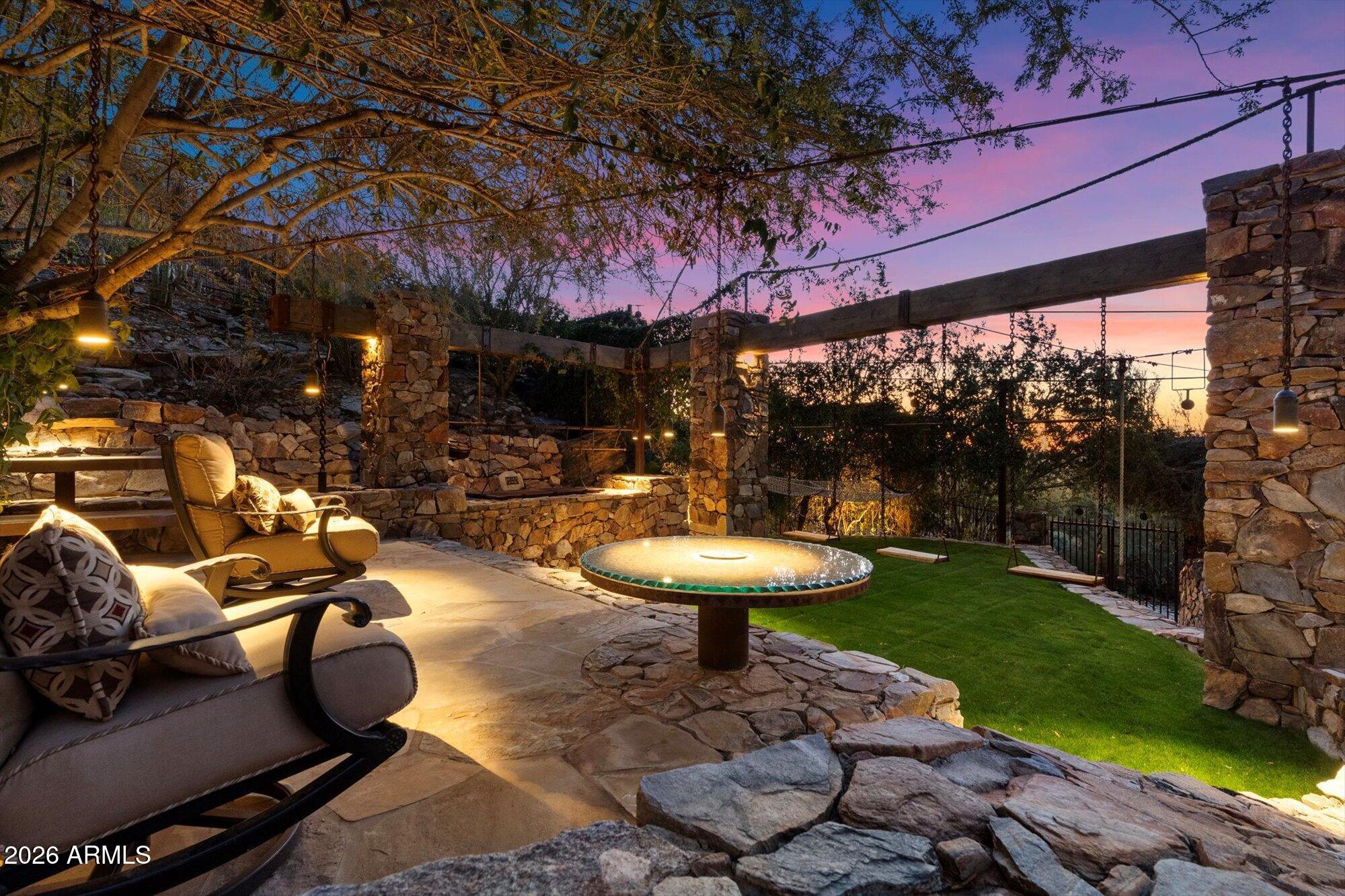 LOST CANYON - Residential