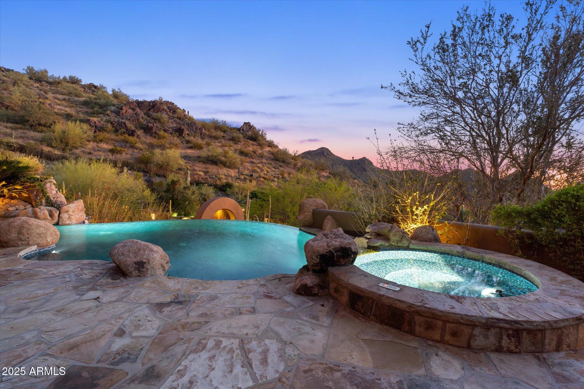 LOST CANYON - Residential