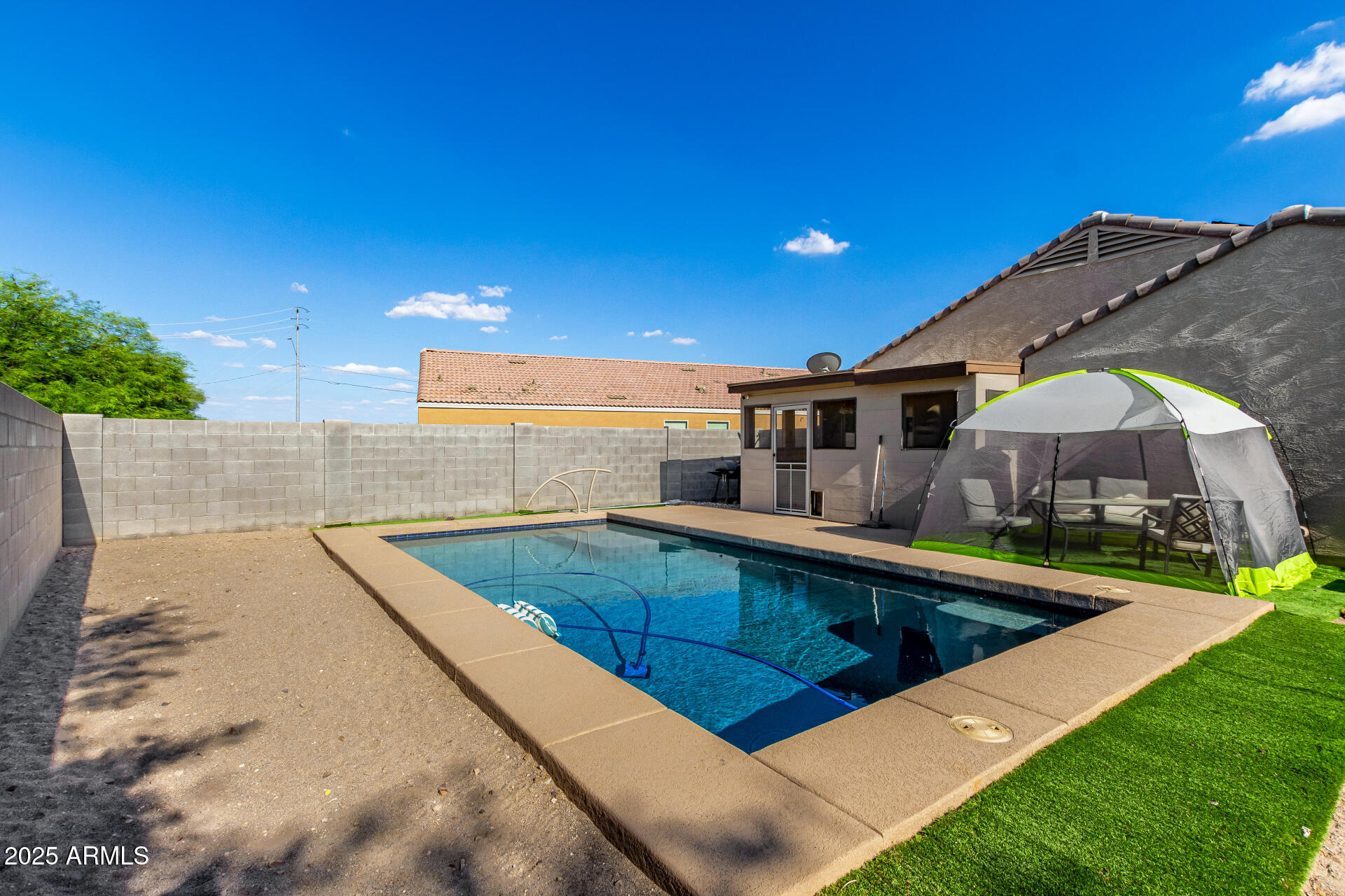 MCCLELLAN MEADOWS - Residential