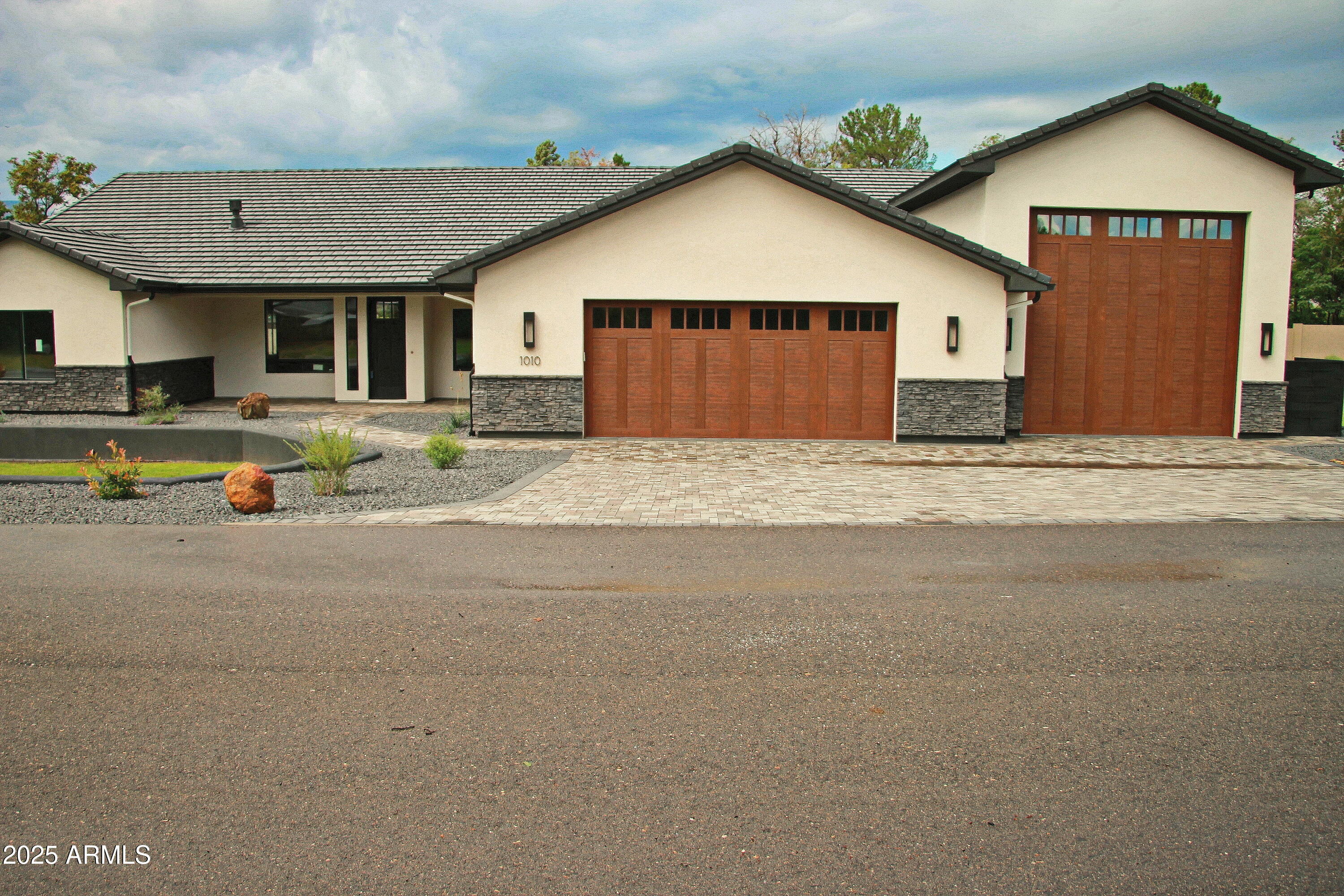 SALT MINE RANCHES - Residential