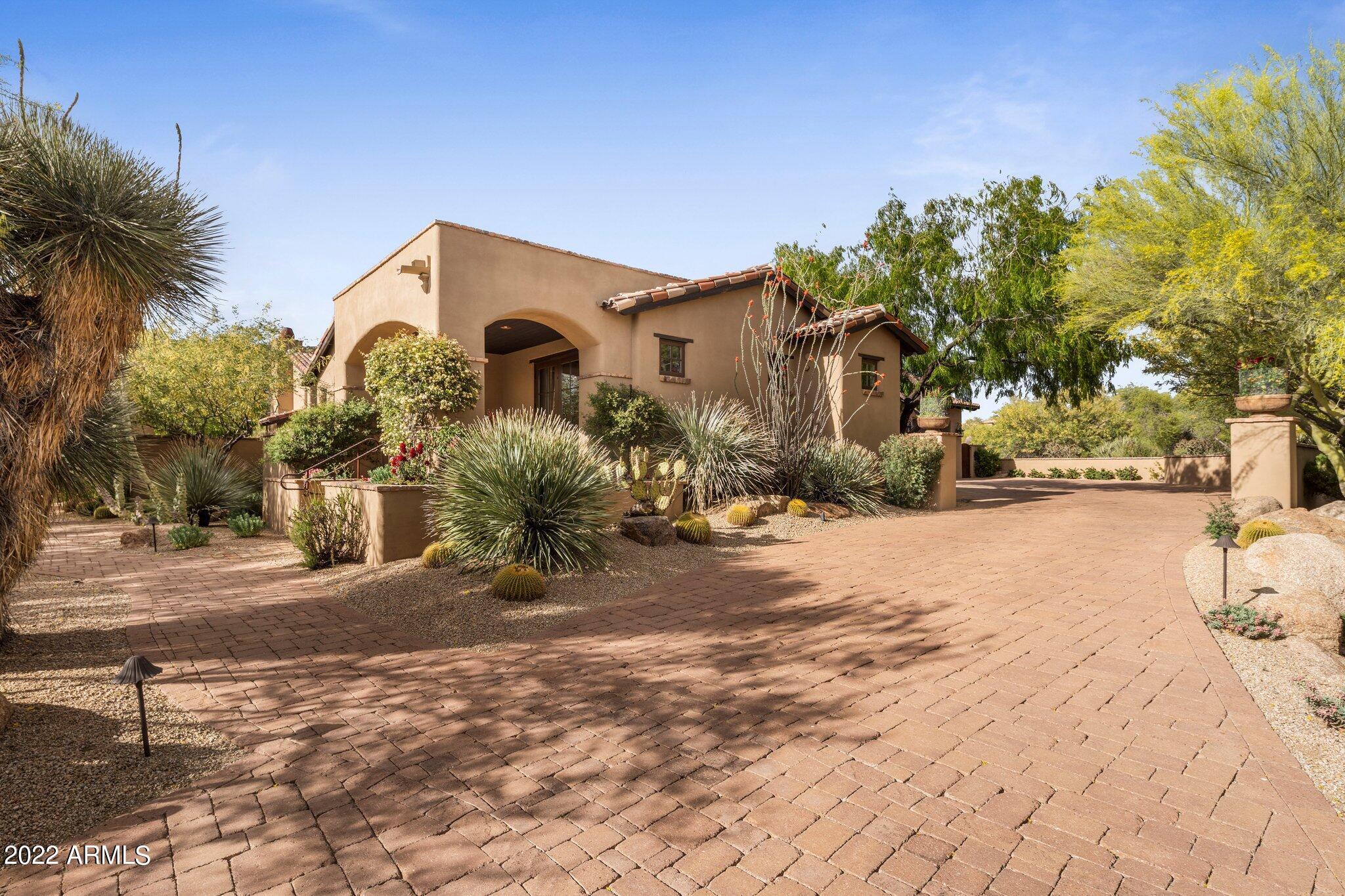 DESERT MOUNTAIN - Residential