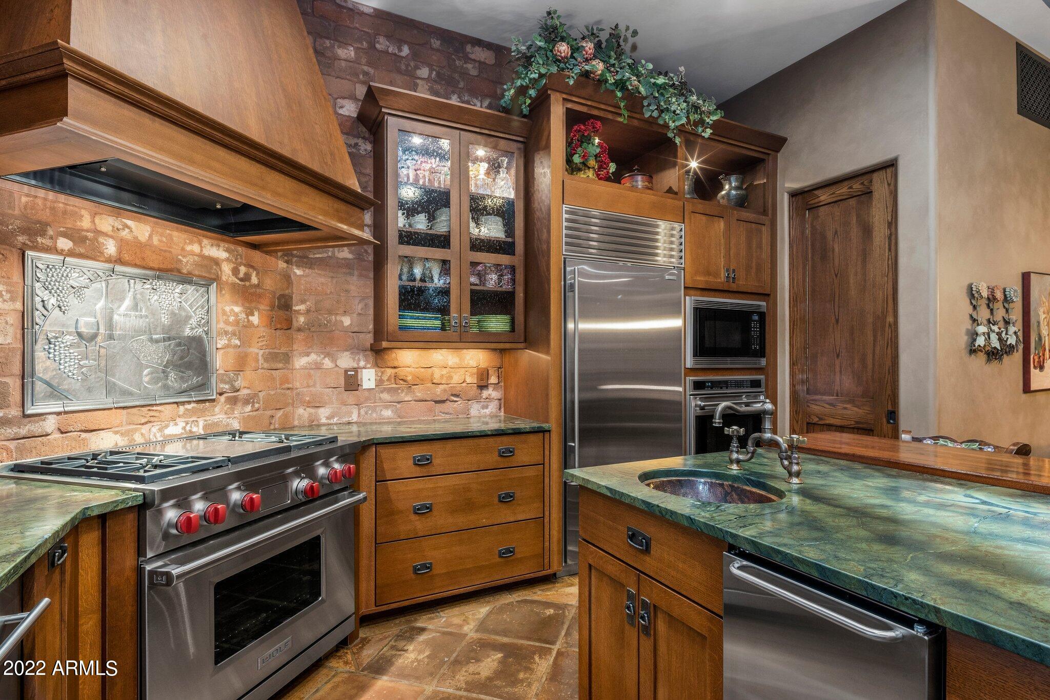 DESERT MOUNTAIN - Residential