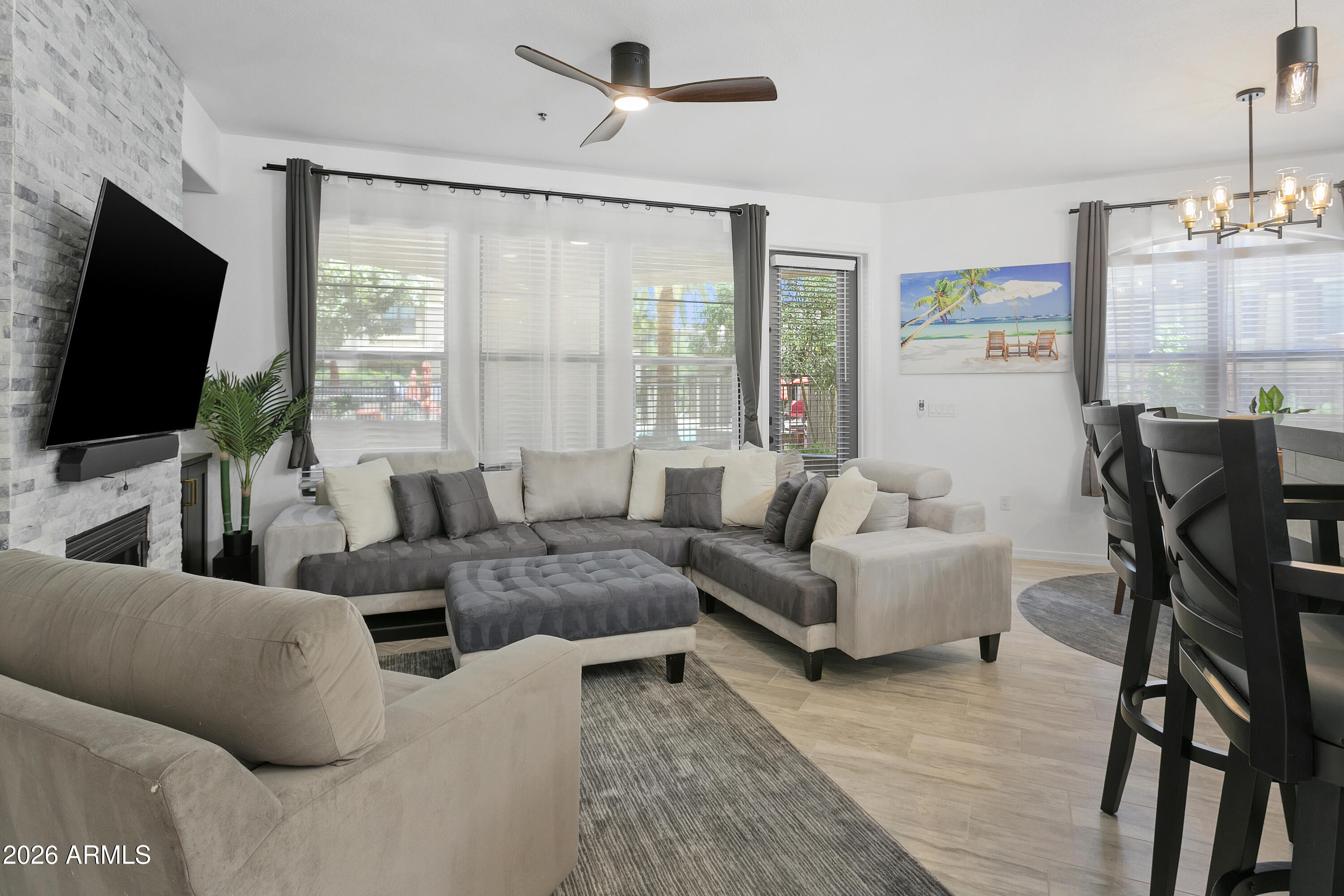 CORRIENTE CONDOMINIUMS - Residential