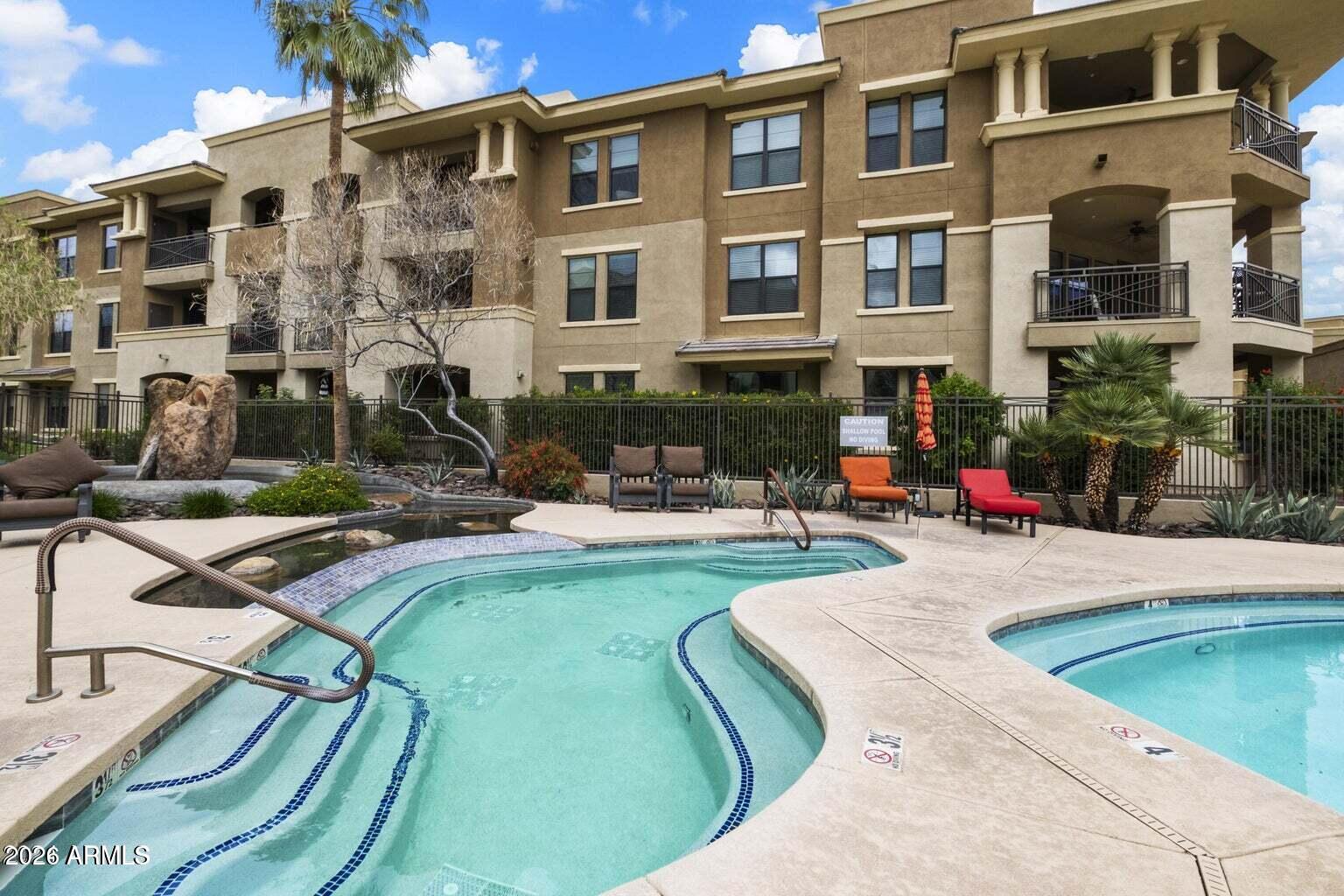 CORRIENTE CONDOMINIUMS - Residential