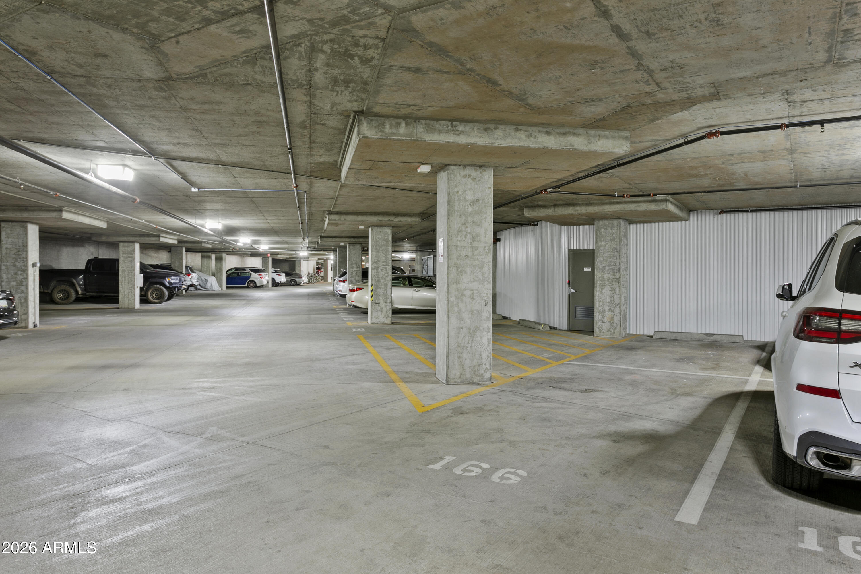 CORRIENTE CONDOMINIUMS - Residential