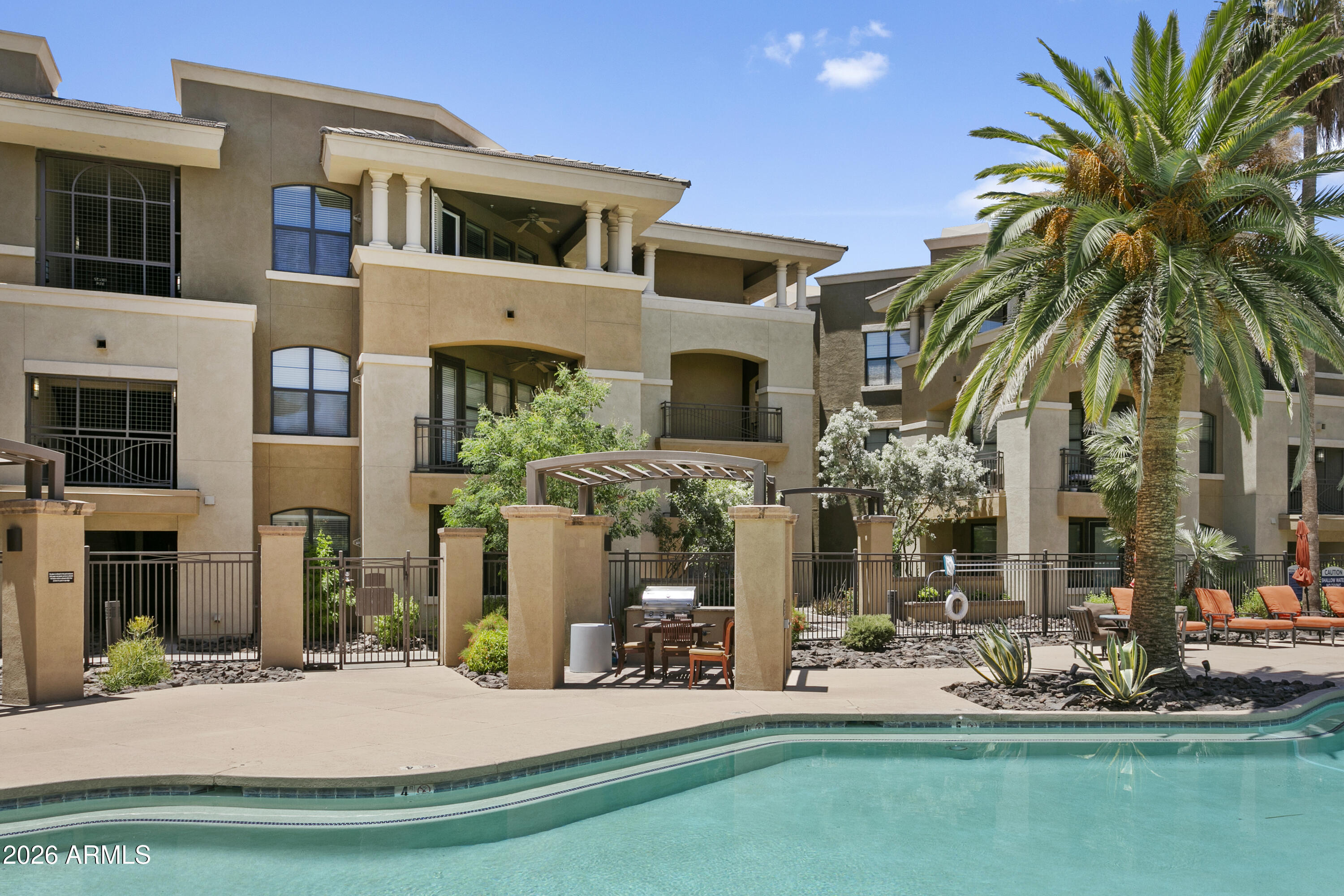 CORRIENTE CONDOMINIUMS - Residential