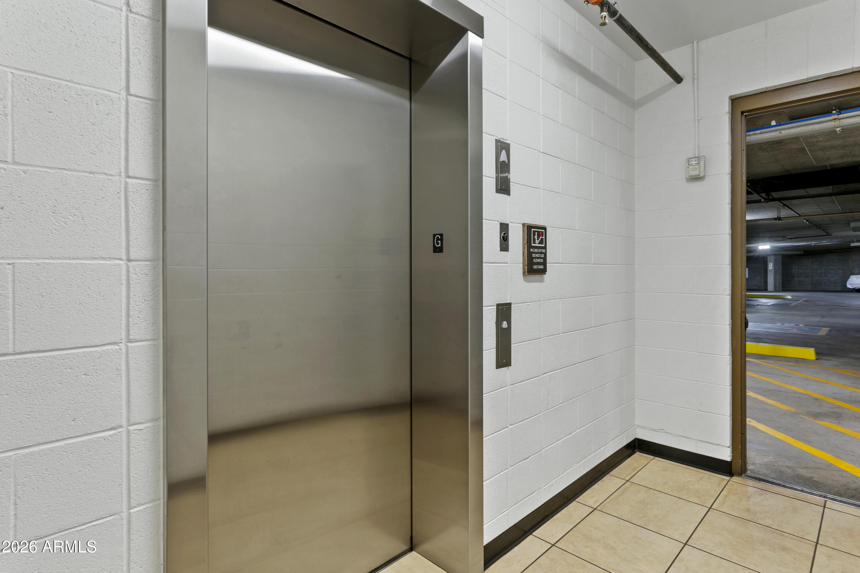 CORRIENTE CONDOMINIUMS - Residential