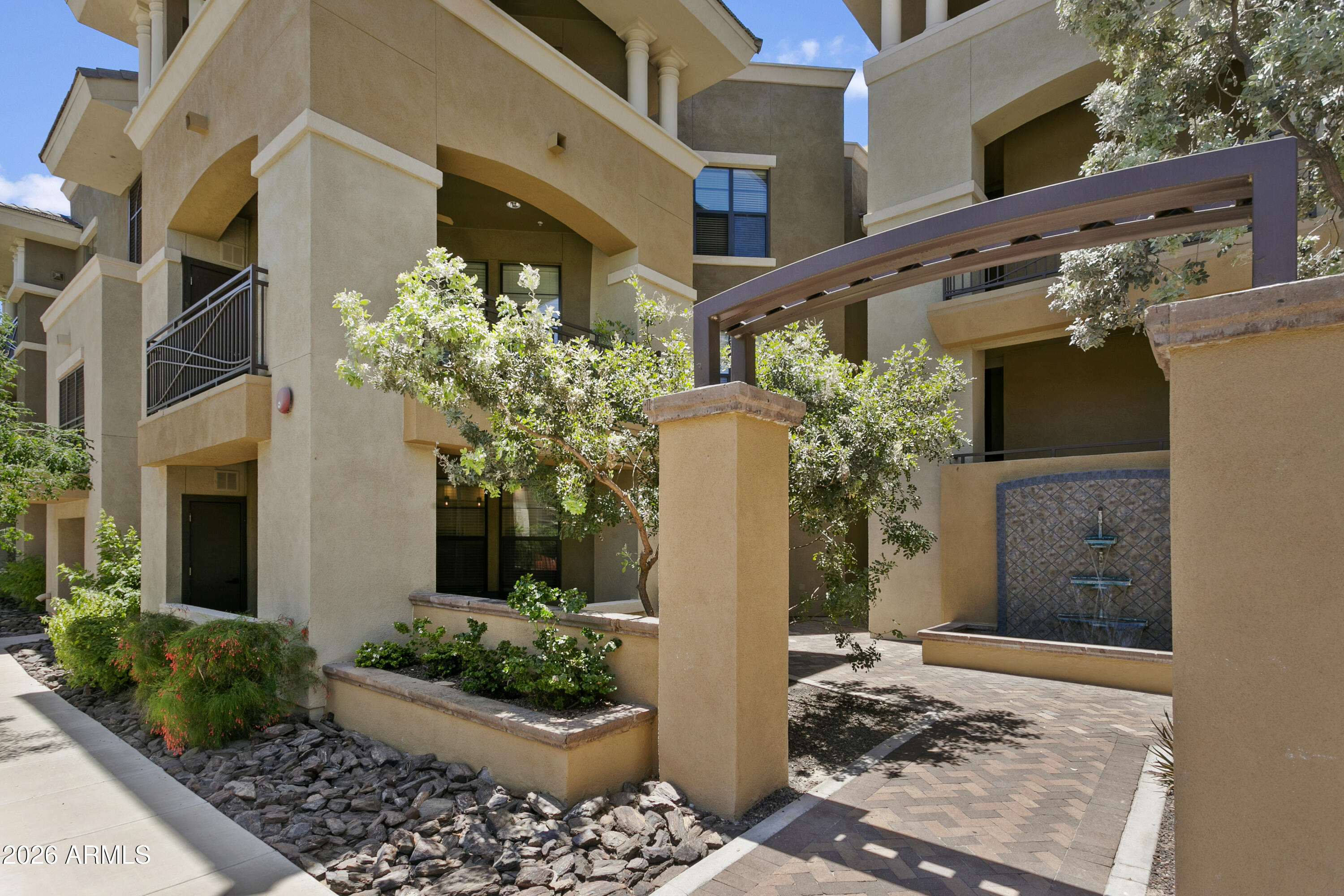 CORRIENTE CONDOMINIUMS - Residential