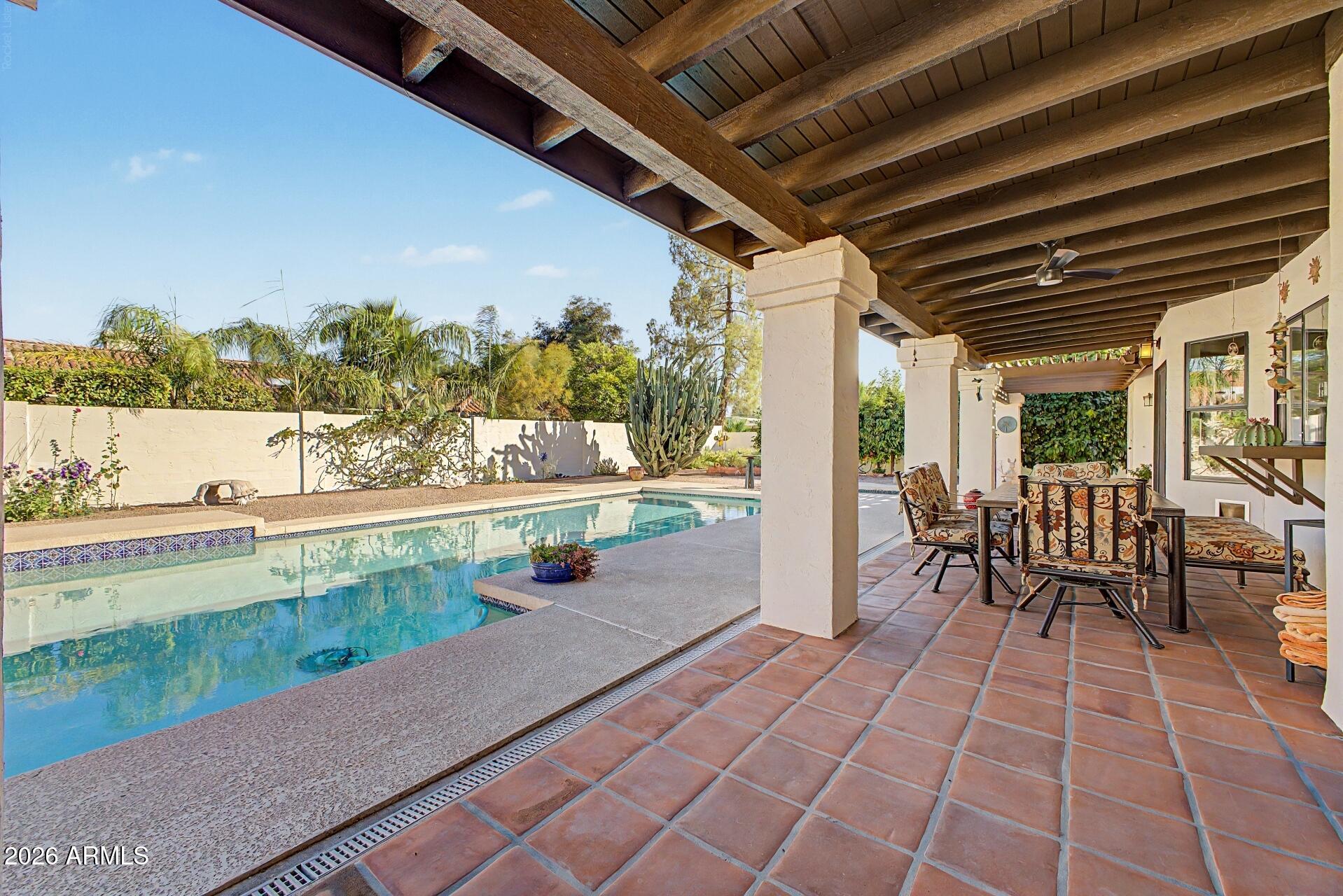 SUGGS RANCHO MCCORMICK - Residential