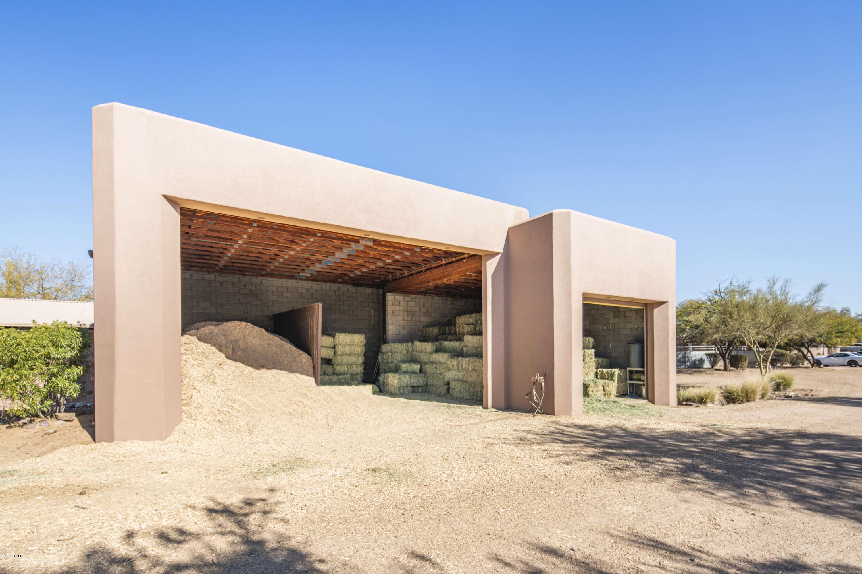 BAR A RANCH - Residential