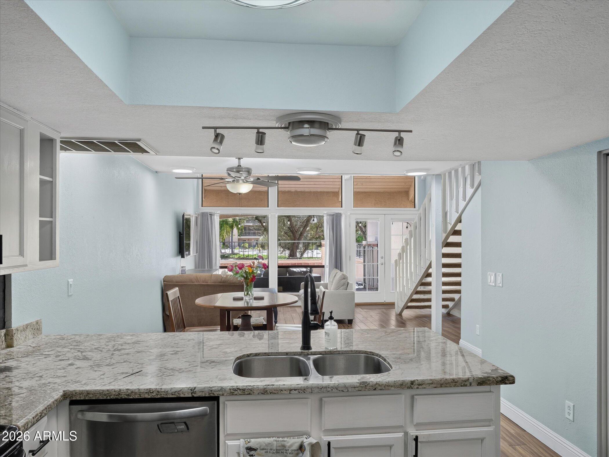MARINA LINDA AMD - Residential